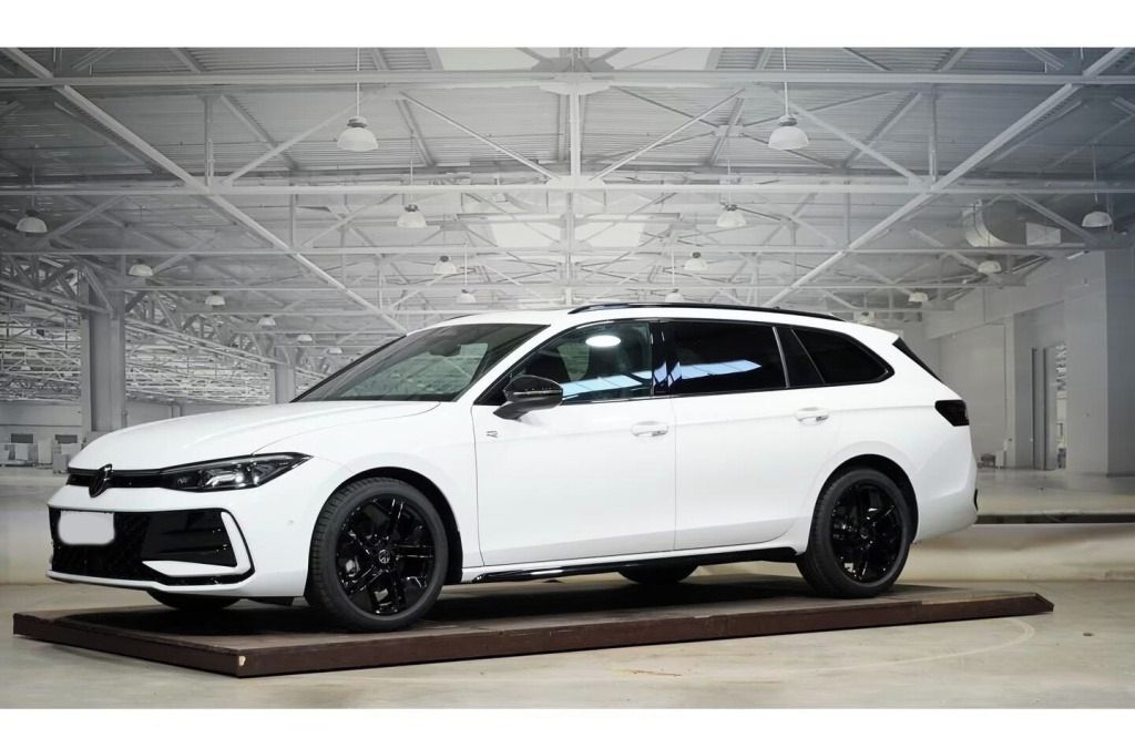 Volkswagen Passat Variant, 2.0 TDI DSG R-Line*Kamera* - fotka 3