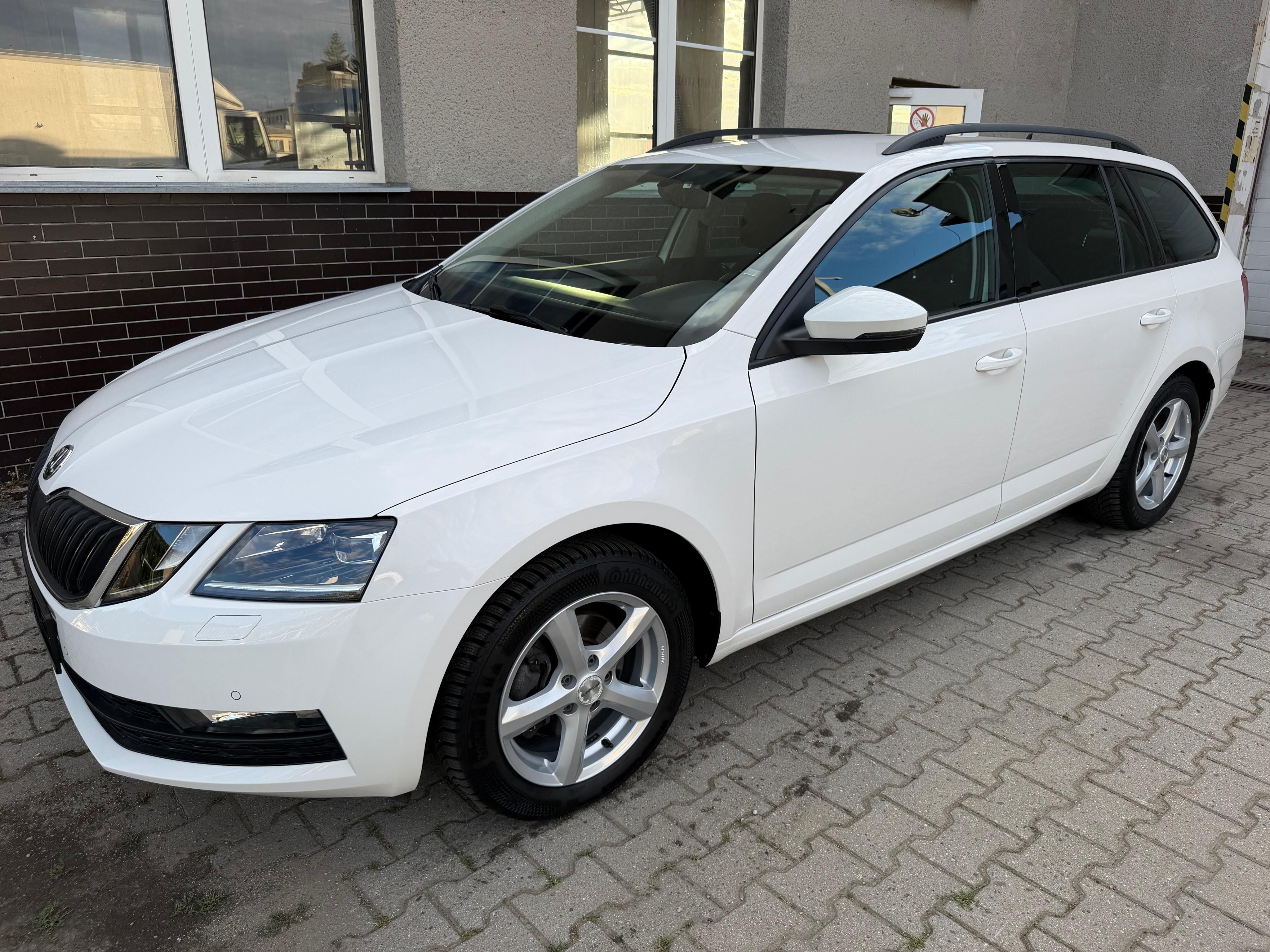 Škoda Octavia, 2.0 TDI 4x4 DSG 110kW - fotka 4
