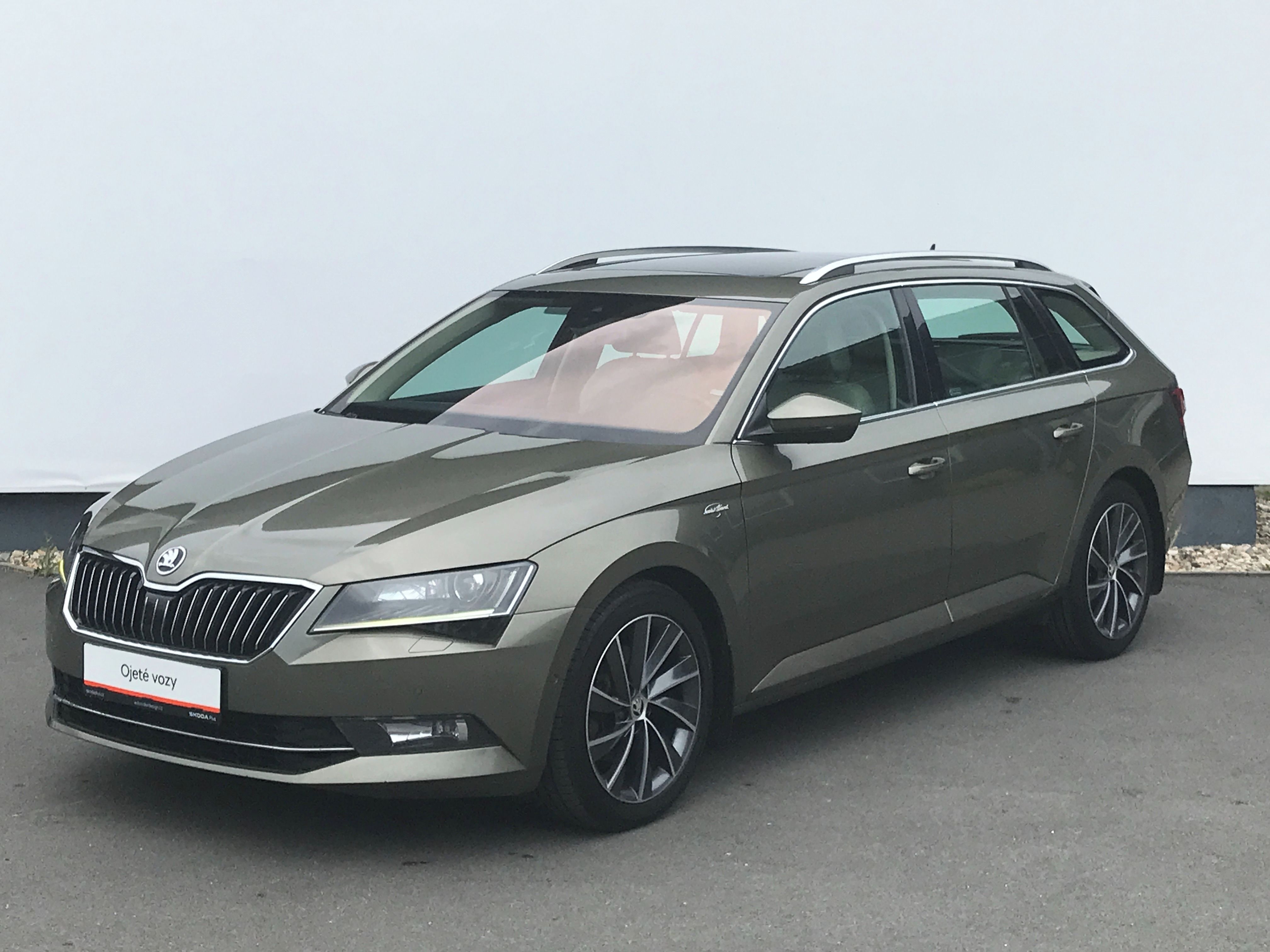 Škoda Superb, 4x4 2,0TDi 140kW L&K+TAŽNĚ+PAN
