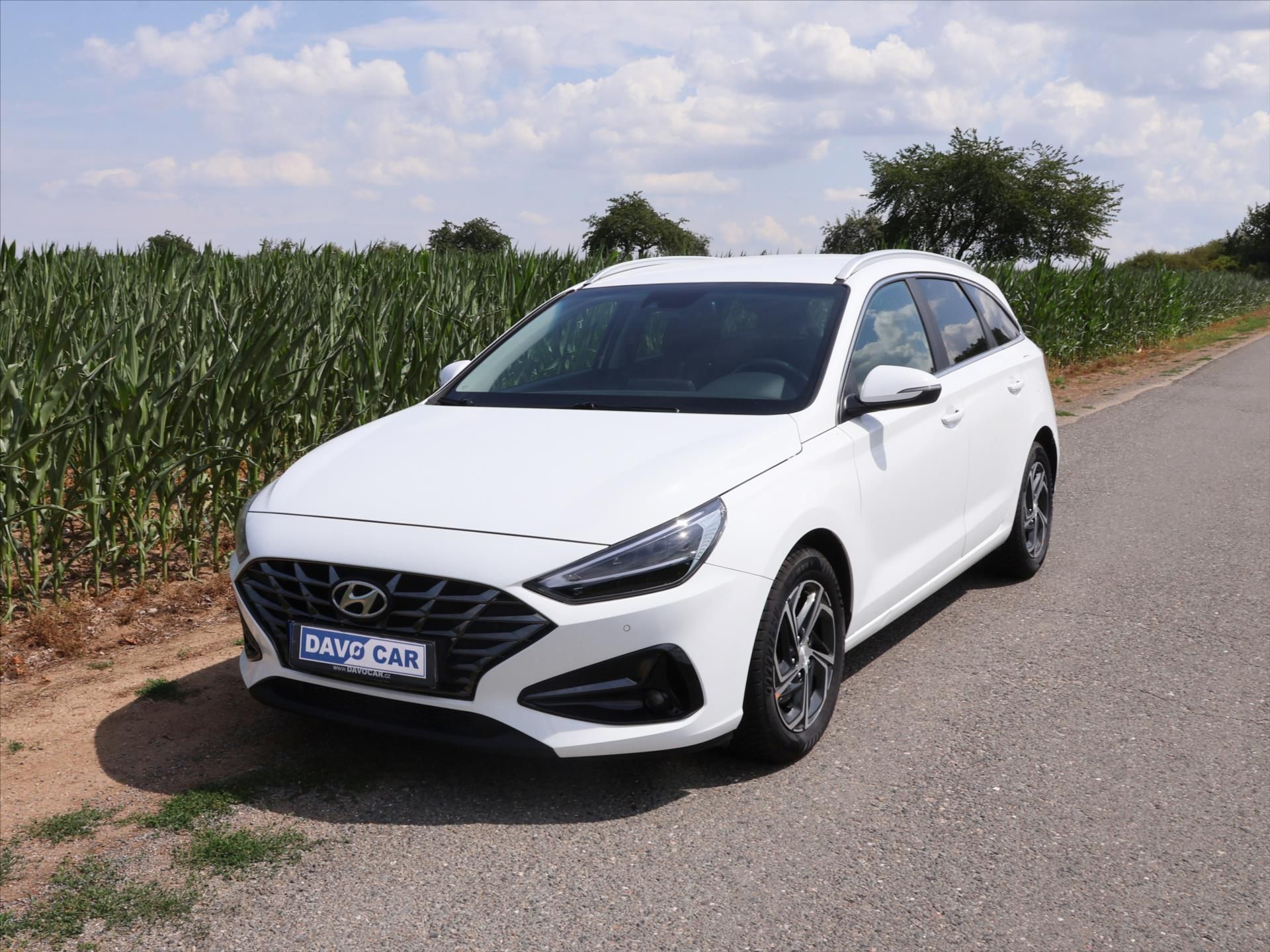 Hyundai i30, 1,0 T-GDI 88kW Smart 1.Maj DPH - fotka 3