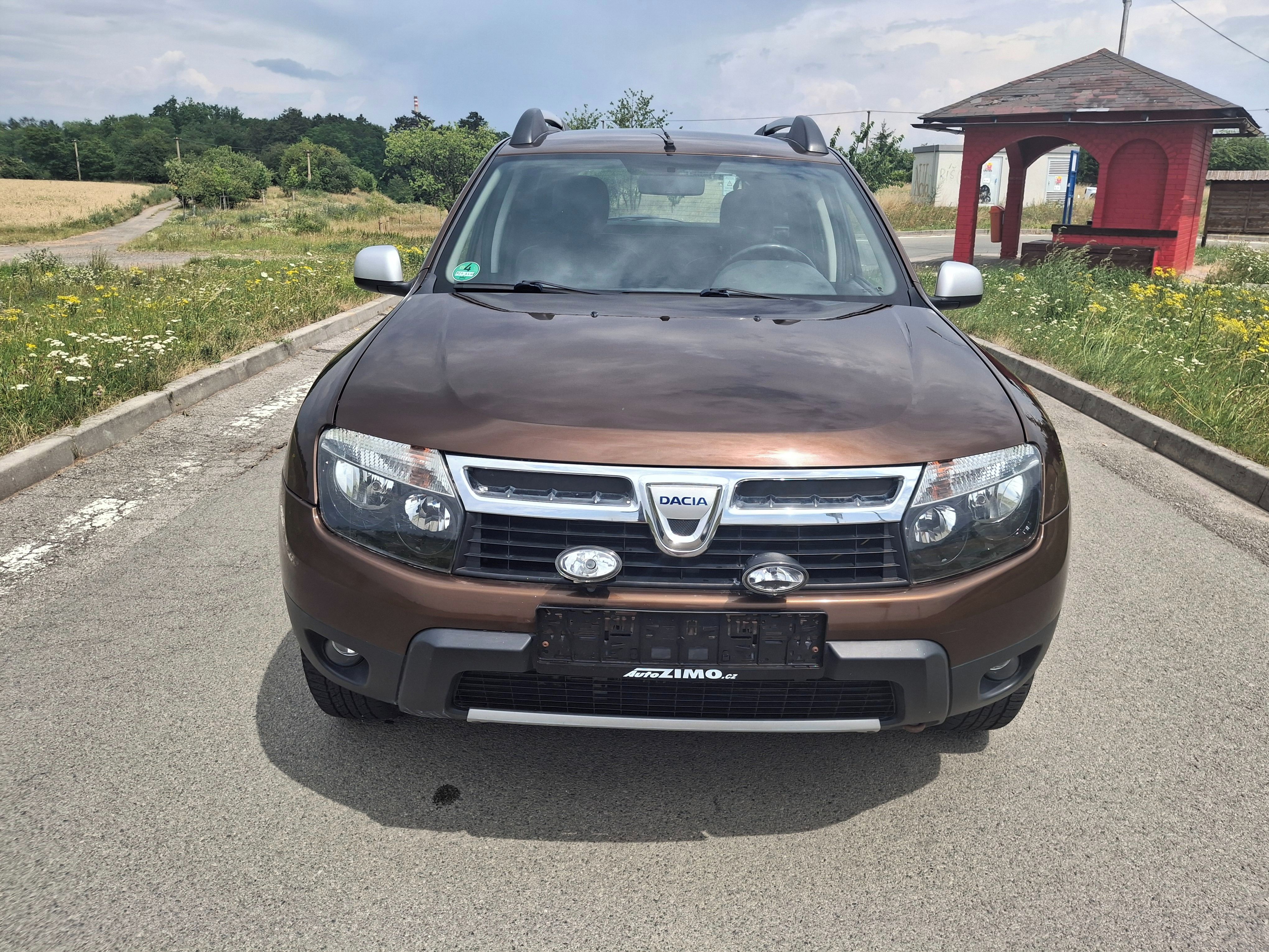 Dacia Duster, 1,6 16v 4wd ALU KLIMATIZACE - fotka 2