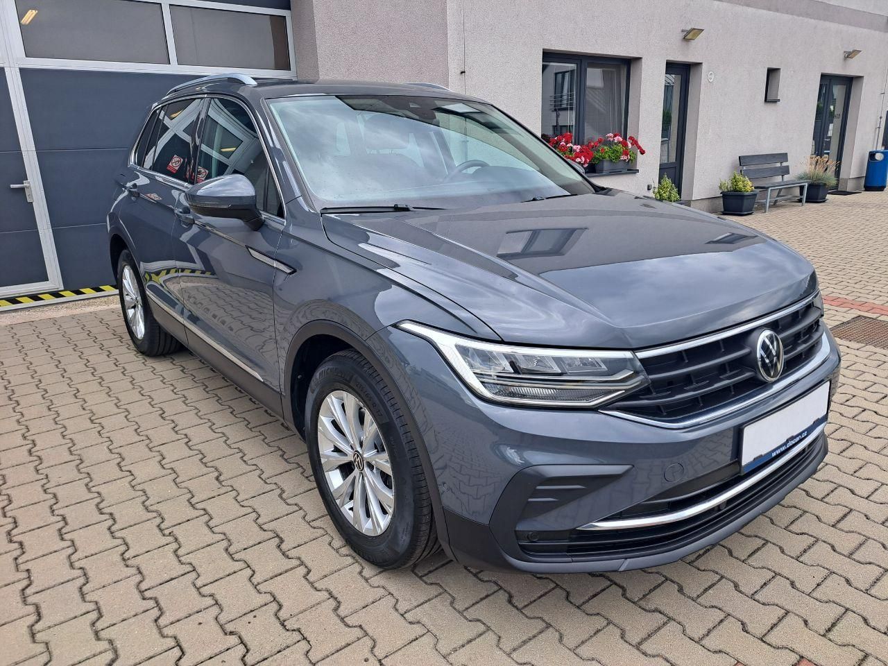 Volkswagen Tiguan, 1.5 TSI Life Business, ZÁRUKA