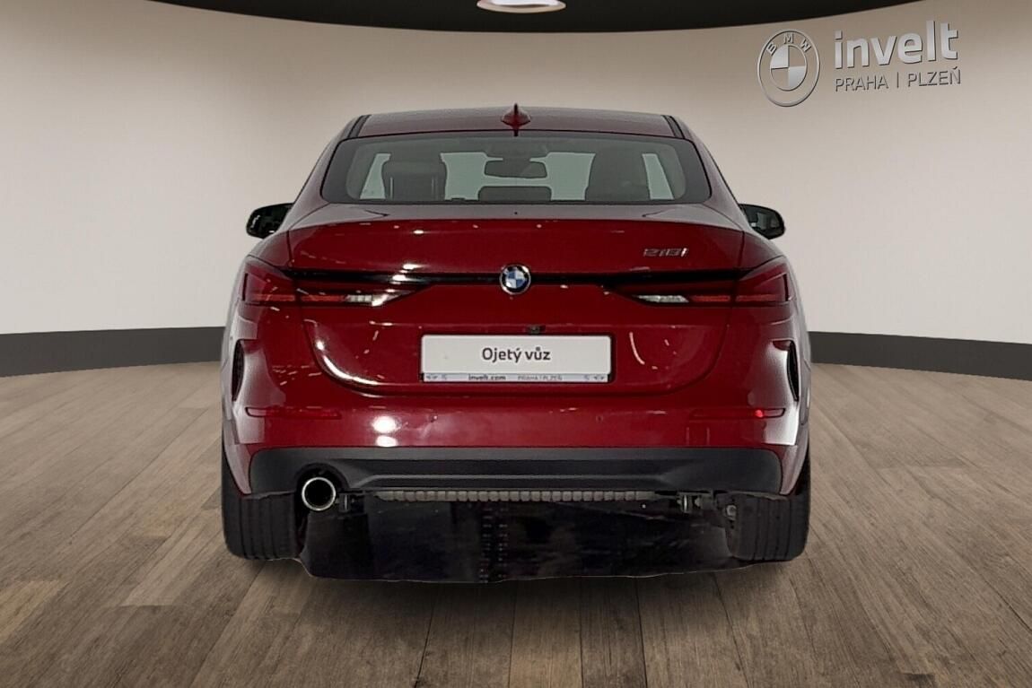 BMW Řada 2, 218i - fotka 4
