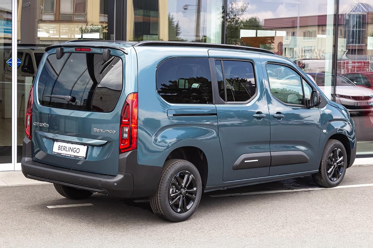 Citroën Berlingo, 1,5 XL MAX 130k + 7-míst - fotka 5