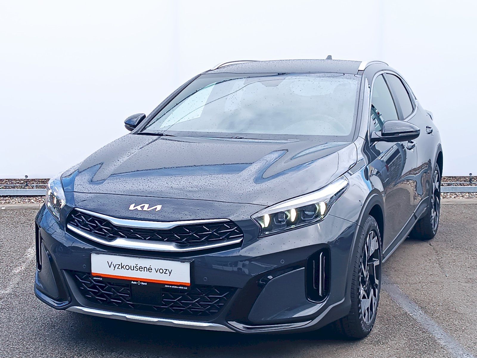 Kia XCee´d, XCeed CD 1,6 T-GDi GPF 7DCT - fotka 6
