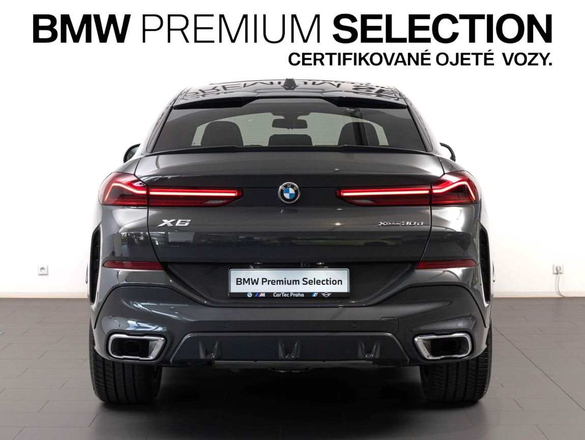 BMW X6, xDrive30d - fotka 6