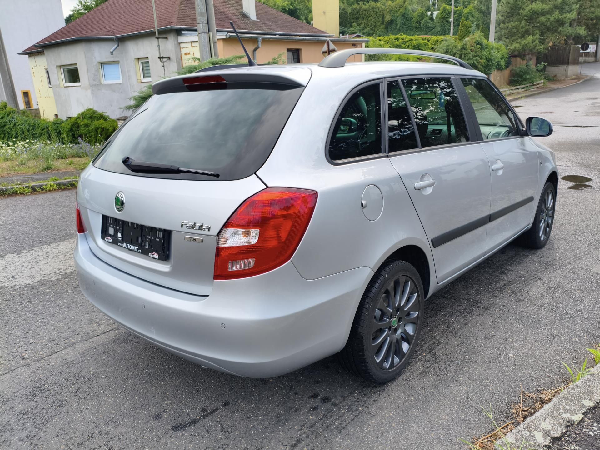 Škoda Fabia, 1,2 TSI Style combi - fotka 6