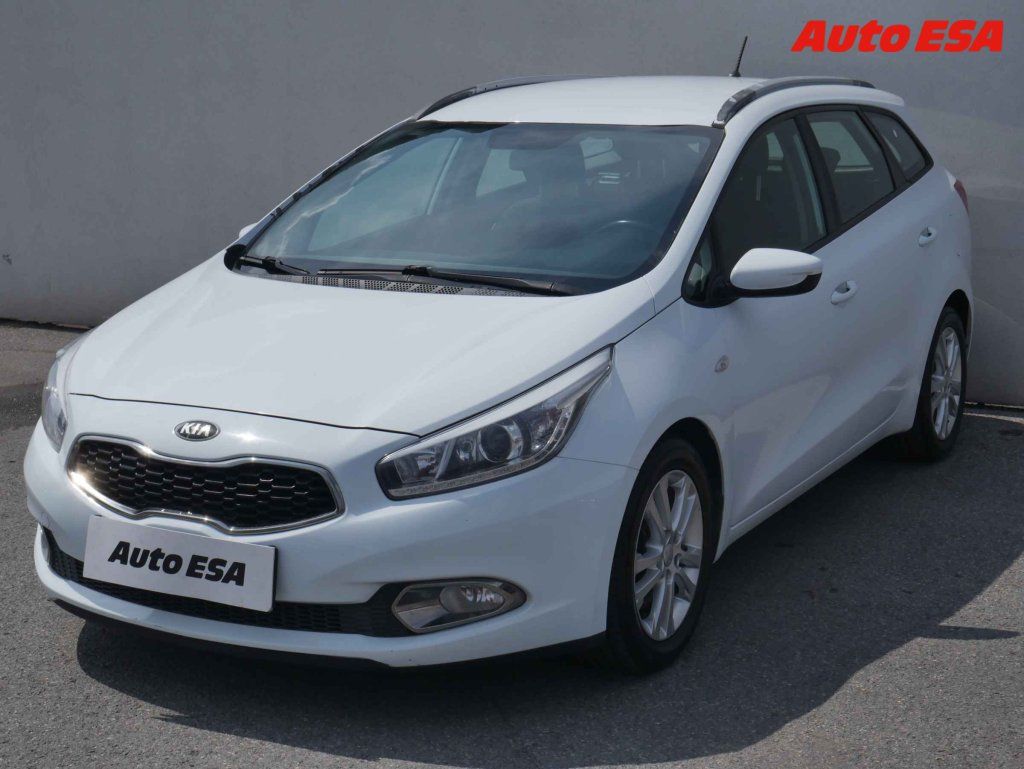 Kia Cee´d, 1.6 CRDI,ČR,AC,temp - fotka 3