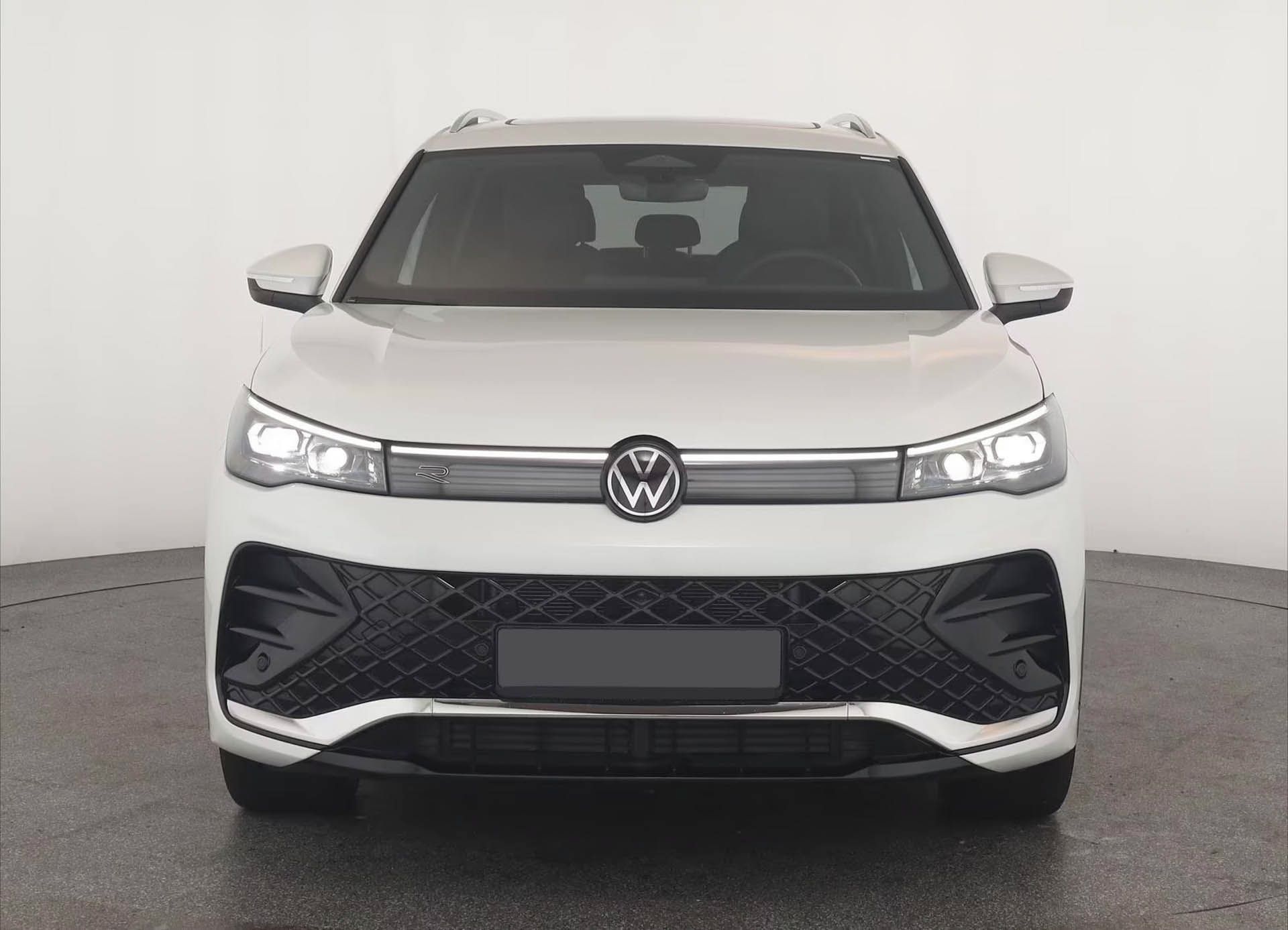Volkswagen Tiguan, TDI 4M R-Line Pano 360 IQ Vent - fotka 2