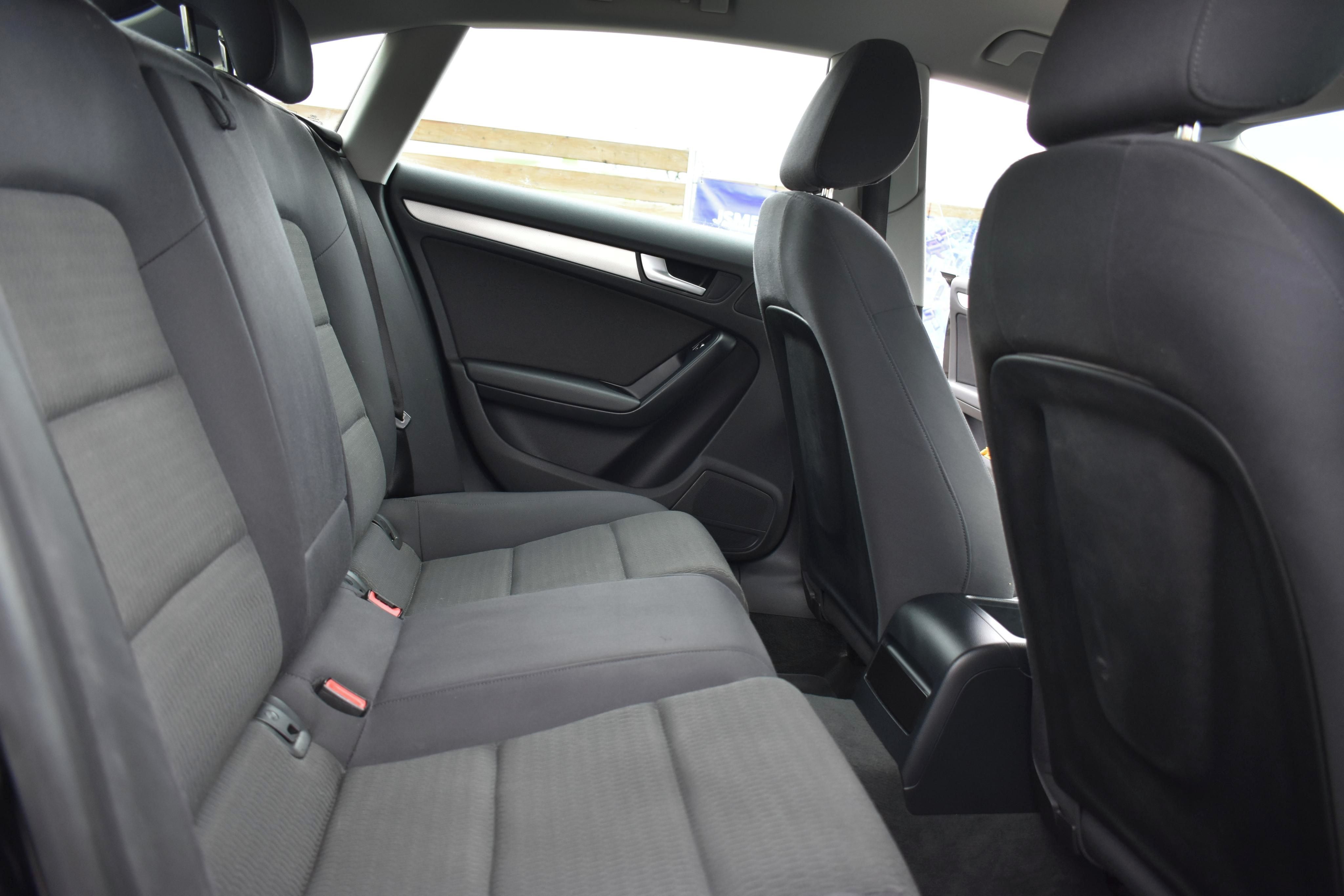 Audi A5, AUDI A5 2.0TDi 130kW QUATTRO - fotka 4