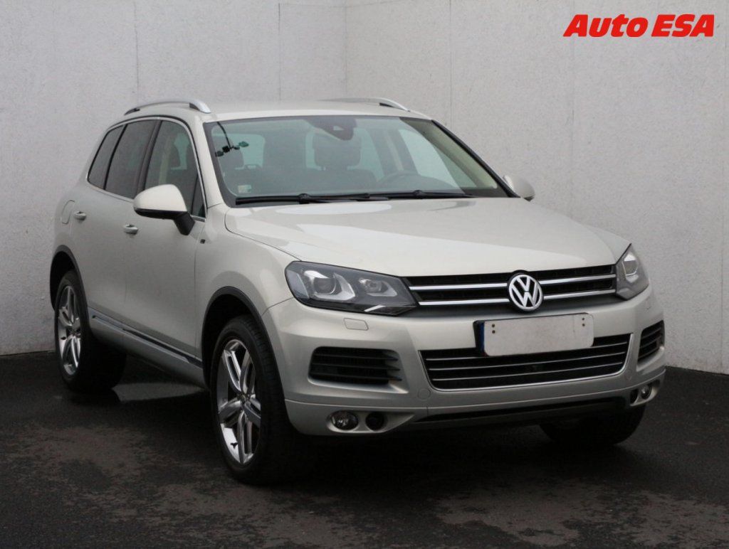 Volkswagen Touareg, 3.0 TDi 4x4,AT