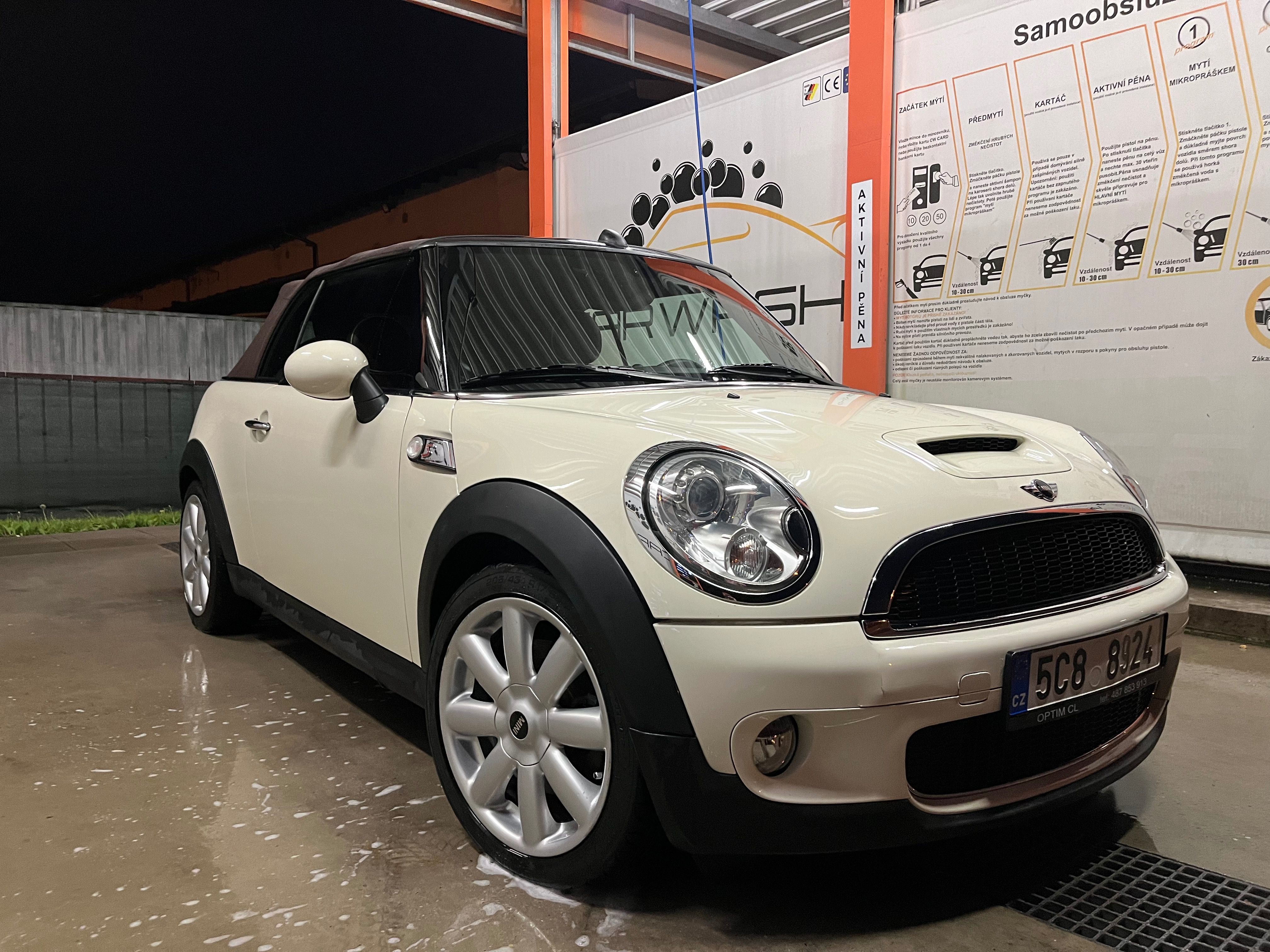 Mini Cooper S, MINI Cooper S Cabrio R57 - fotka 3