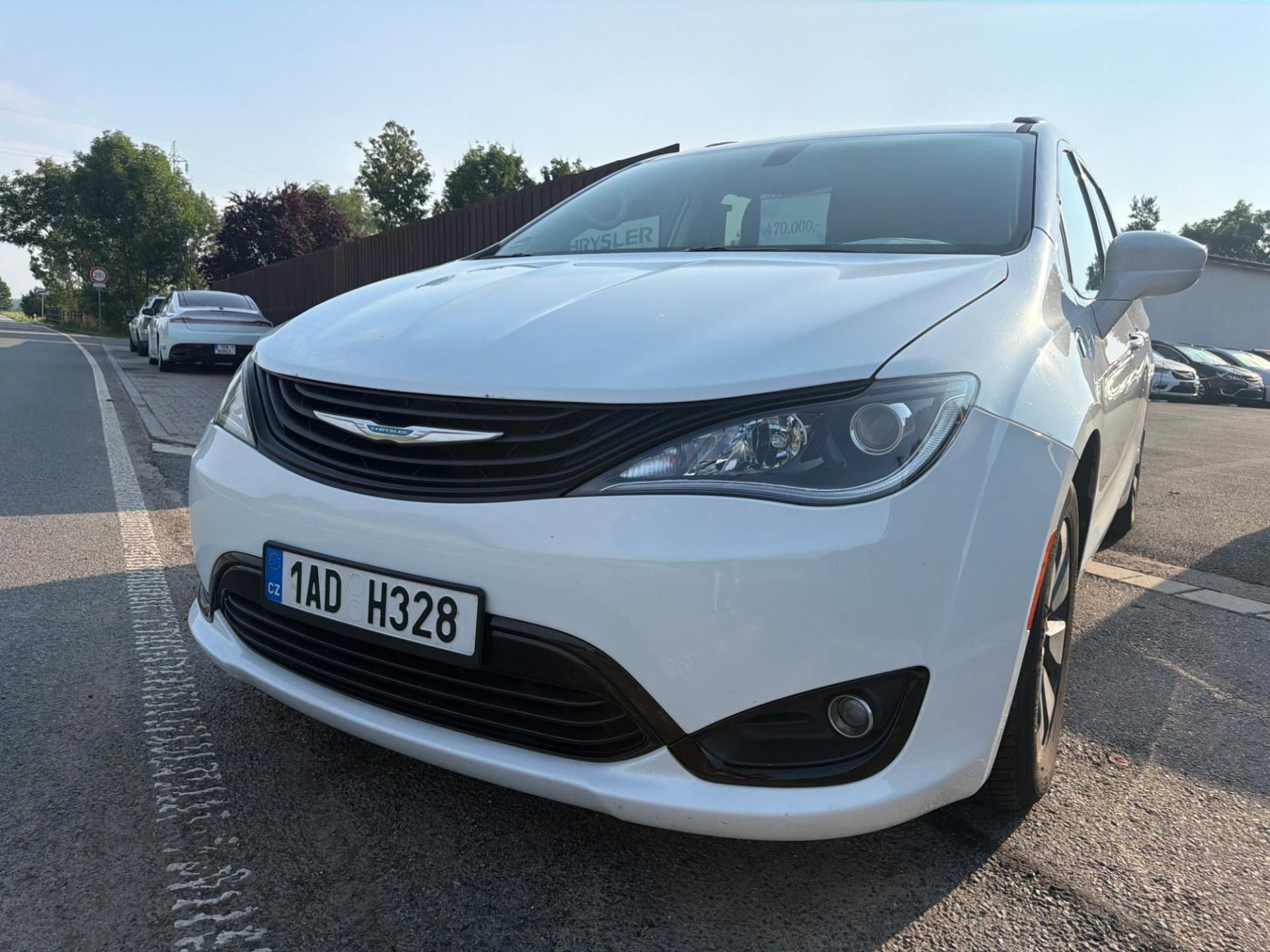 Chrysler Pacifica, 3,6 L DVD Hybrid Plug In 2018 - fotka 6