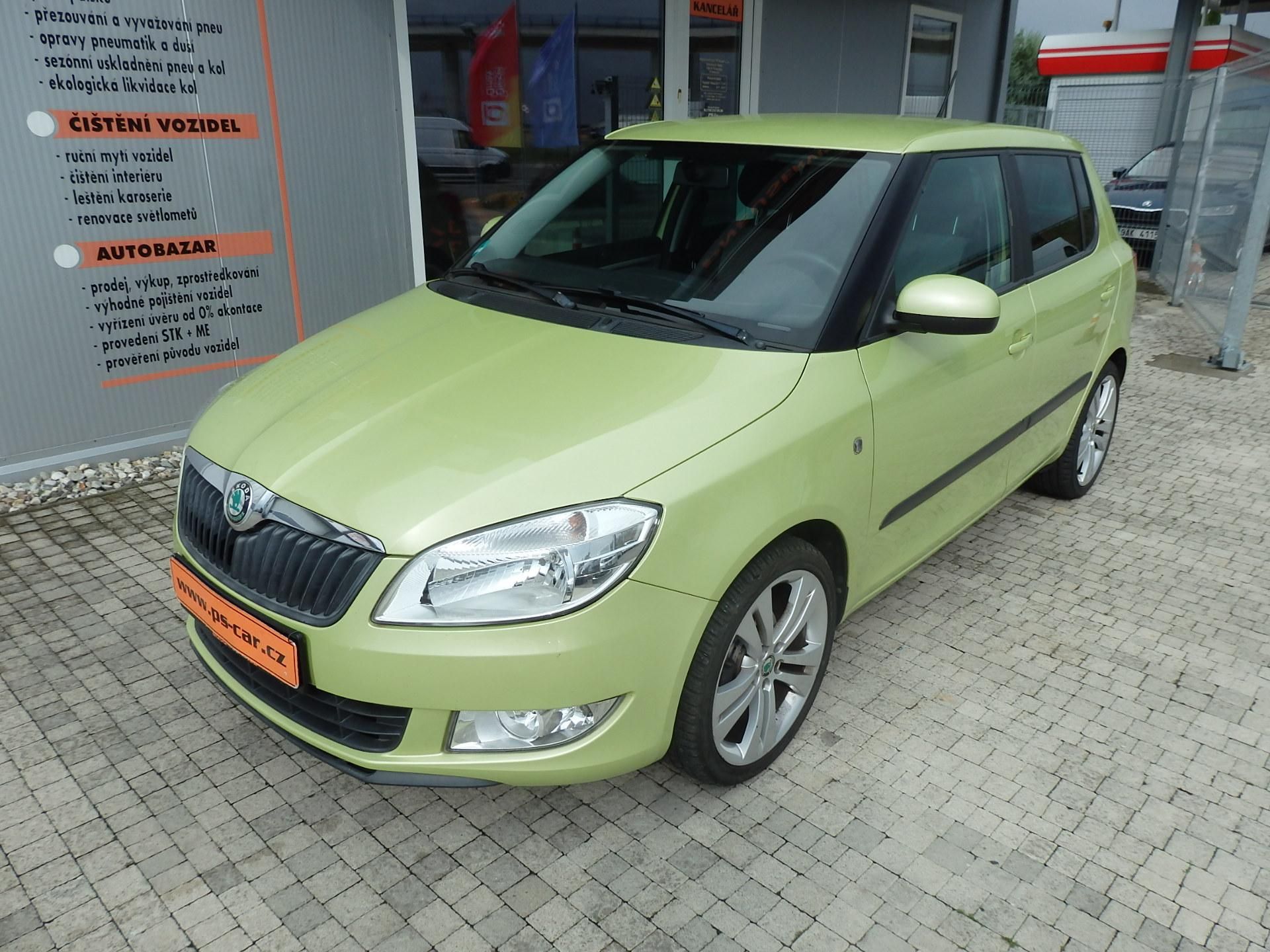 Škoda Fabia, 1.2 TSI 63 kW KLIMATIZACE - fotka 2