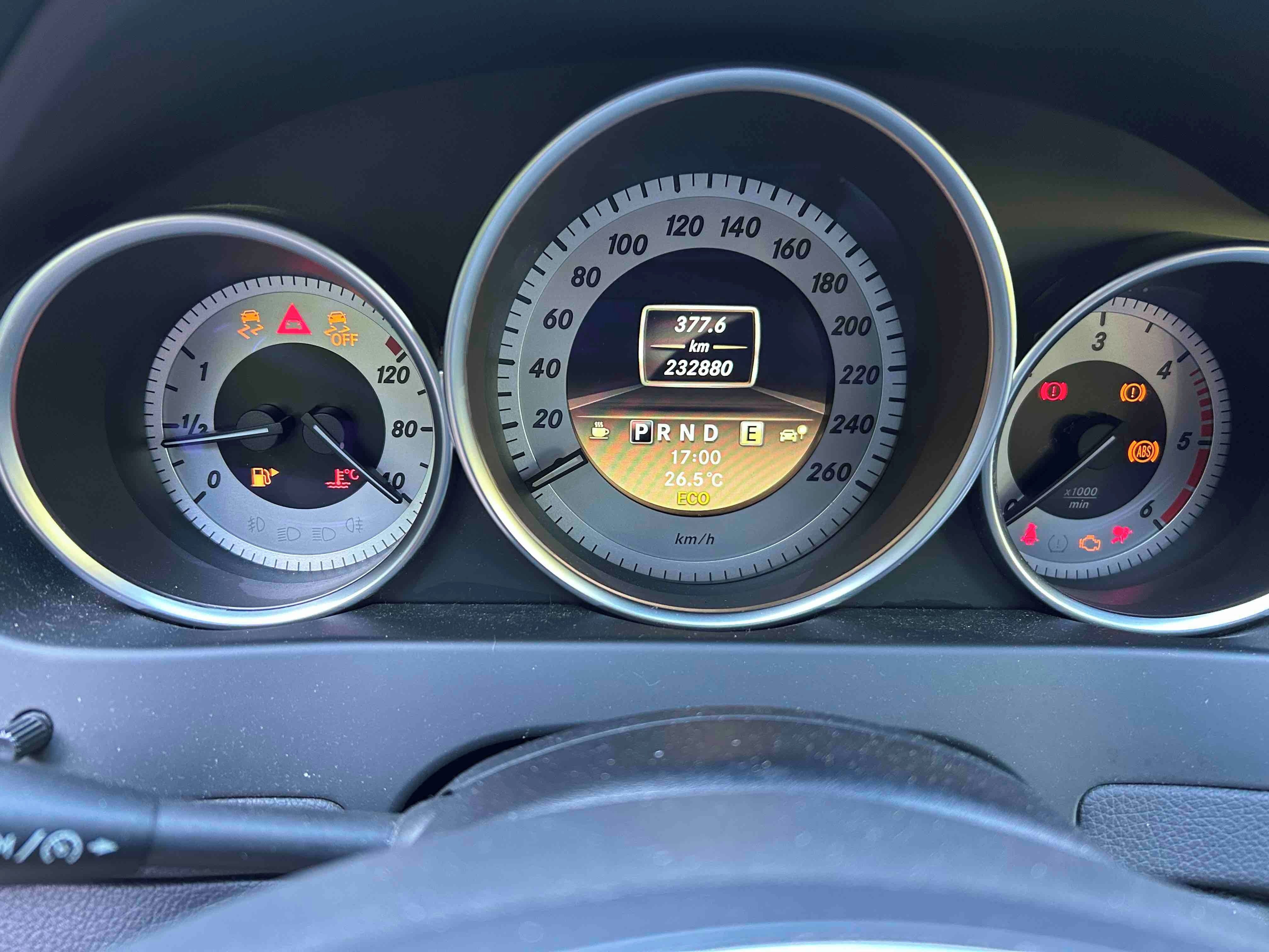 Mercedes-Benz Třídy C, Mercedes-Benz Třídy C - fotka 3