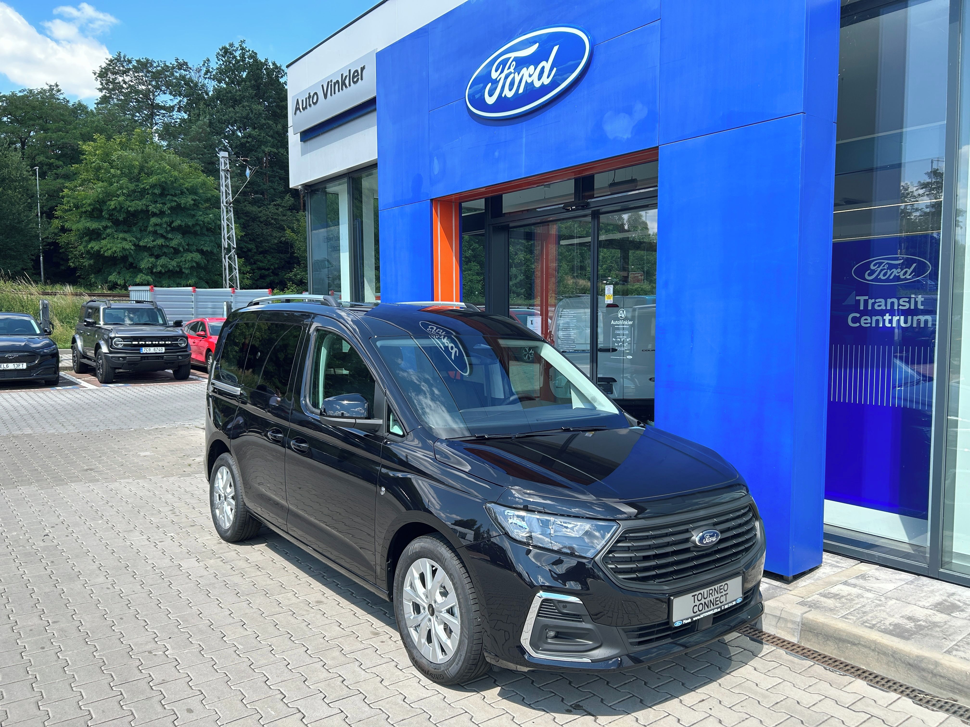 Ford Tourneo Connect, 1.5 Ecoboost 85kW AT Titanium