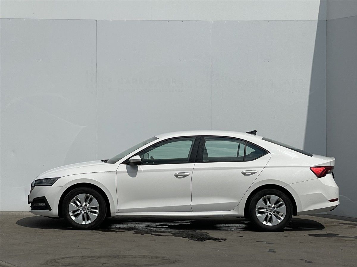 Škoda Octavia, 1,0 TSI Ambition Plus LED+PDC - fotka 2