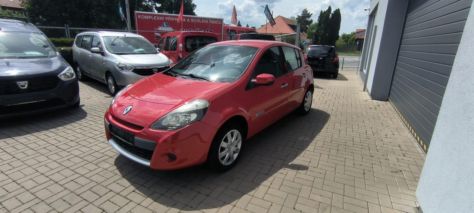 Renault Clio, 1,2 16V 55kW - fotka 2