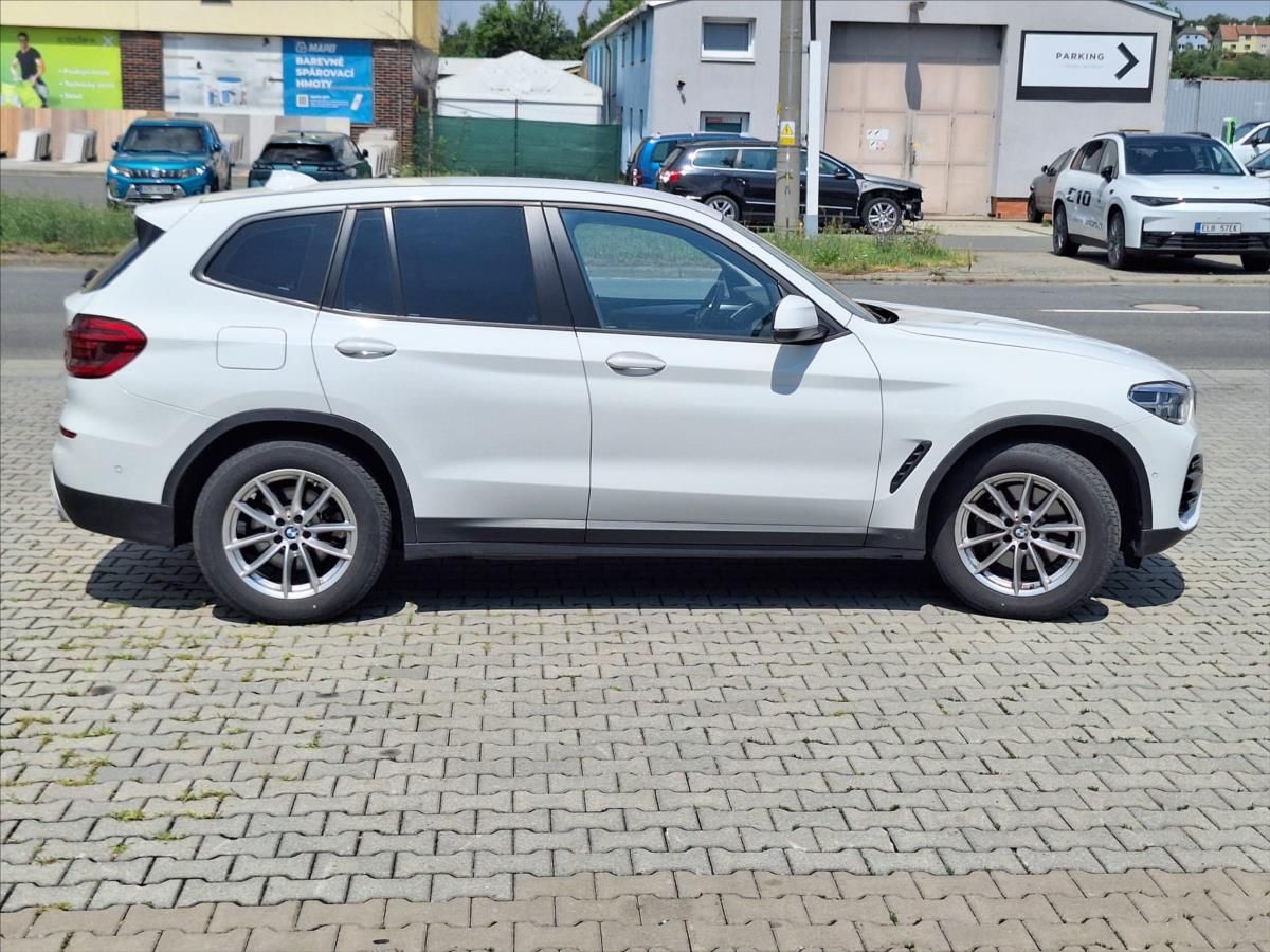 BMW X3, 3,0 D  XDrive HeadUp+tažné - fotka 5
