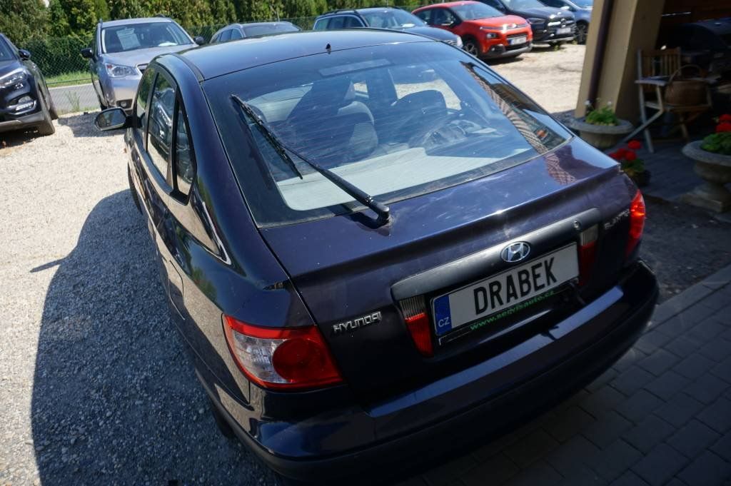 Hyundai Elantra, 1,6 NOVÉ V ČR - fotka 4