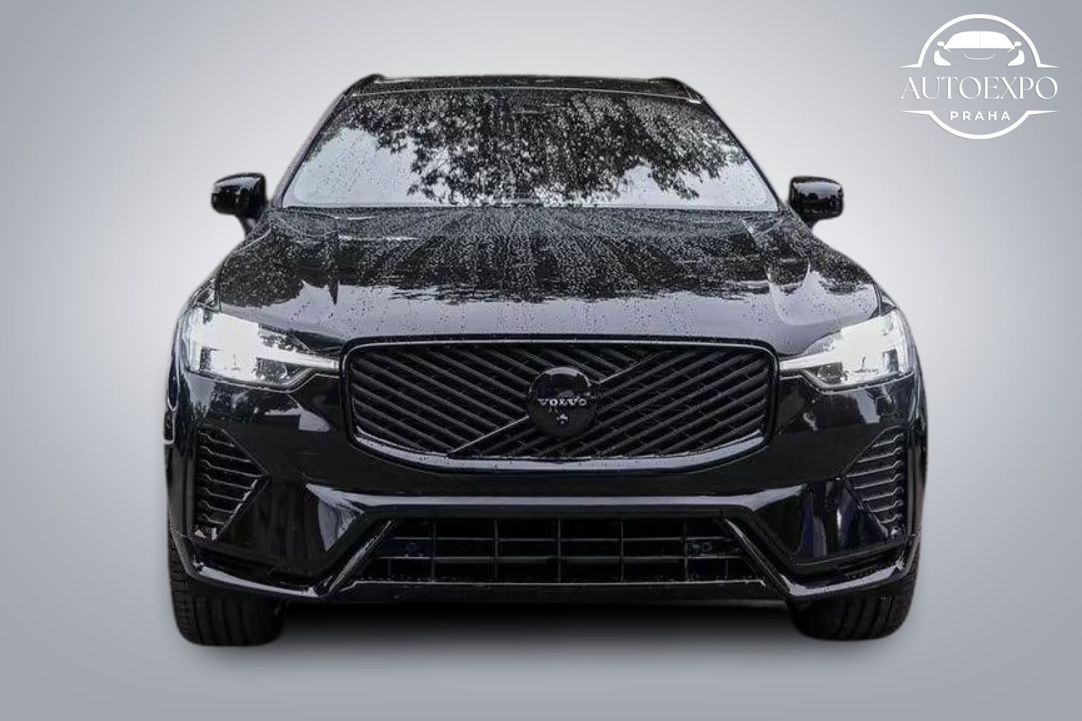 Volvo XC60, T8 Plus Black Edition Plug-In - fotka 2