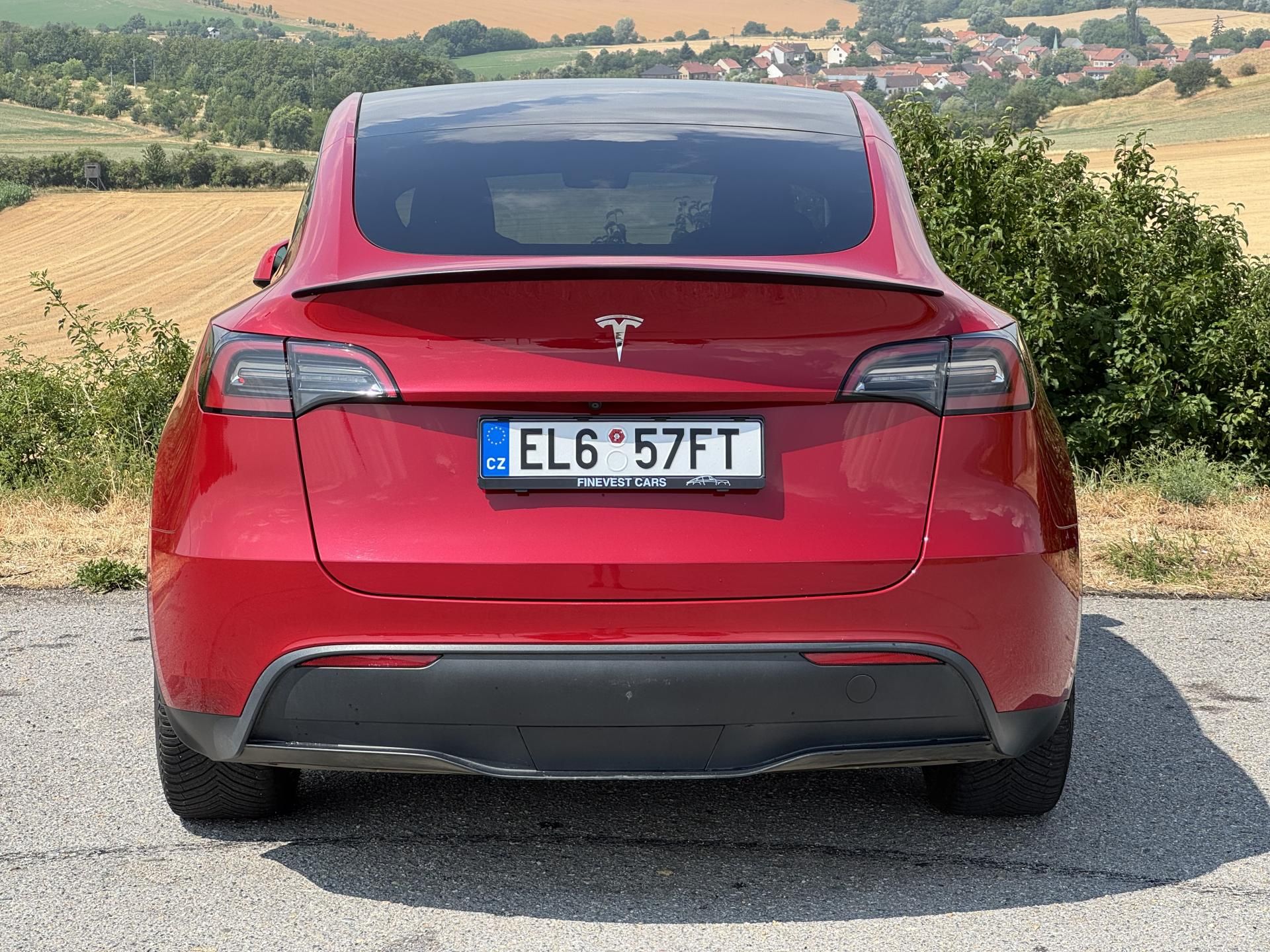 Tesla Model Y, Standard Range LFP SOH 91% - fotka 3