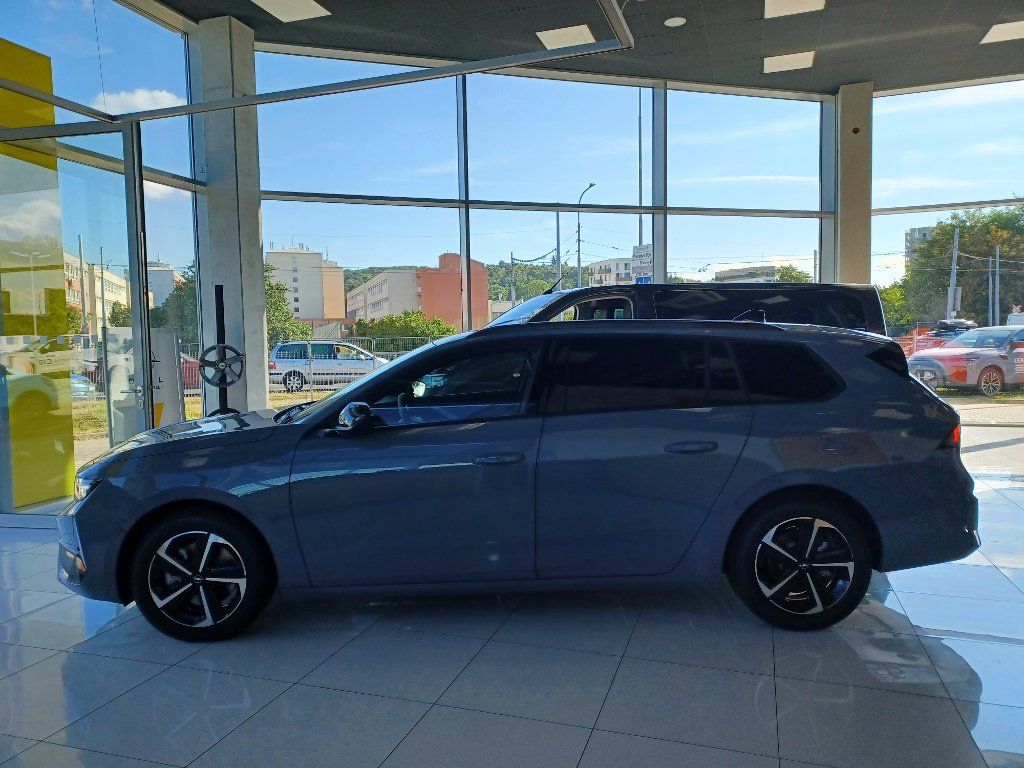 Opel Astra, ST Edition Hybrid 1,2T 145k AT - fotka 4