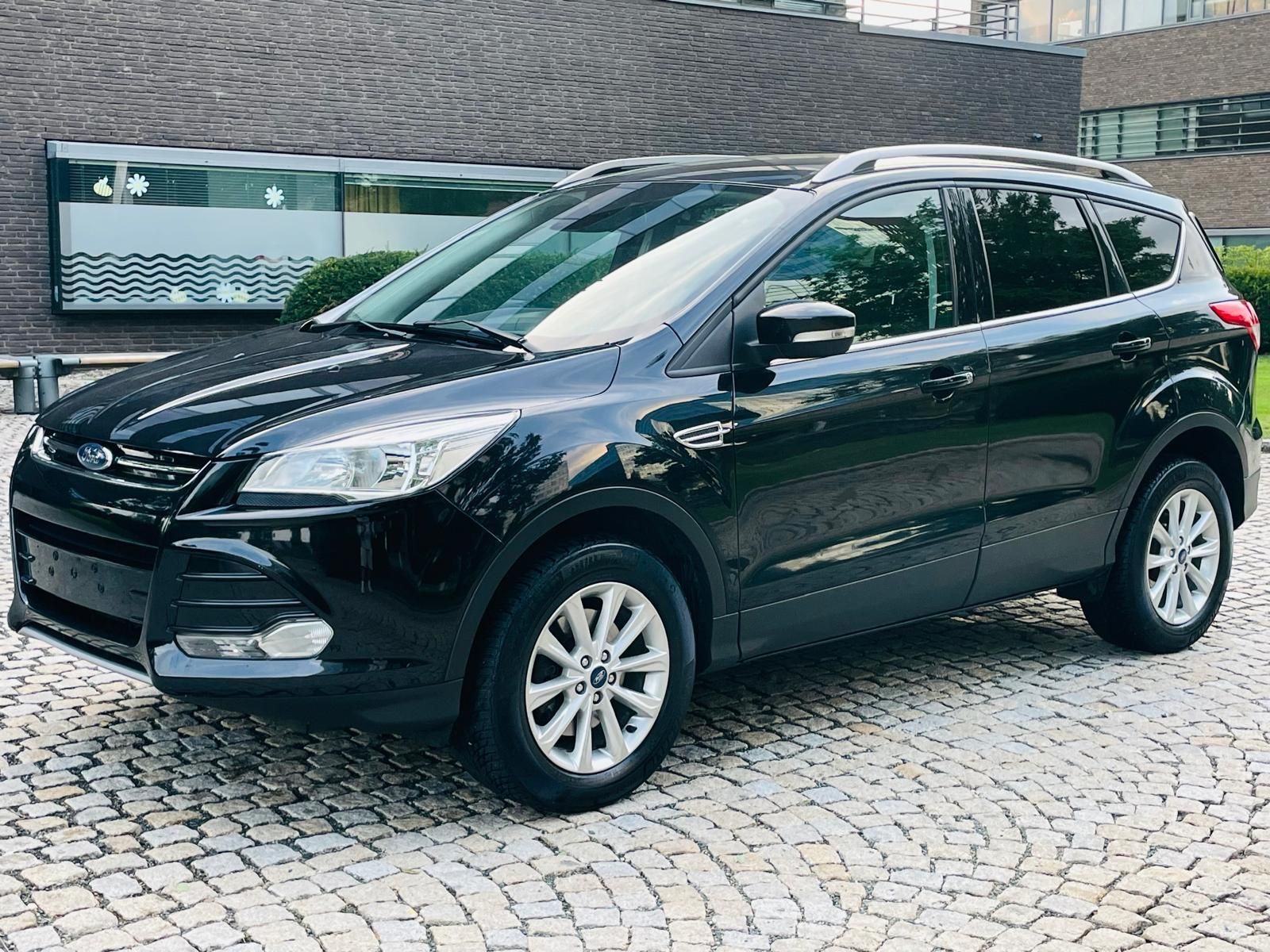 Ford Kuga, 2.0TDCi 4x4 MAN TAŽNÉ SERVISKA - fotka 4