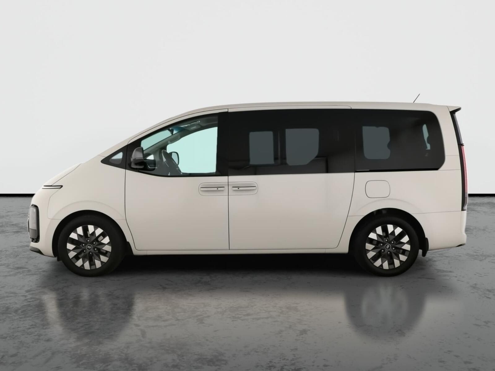 Hyundai Staria, 2.2 CRDi, Luxury, Klima, ČR - fotka 3