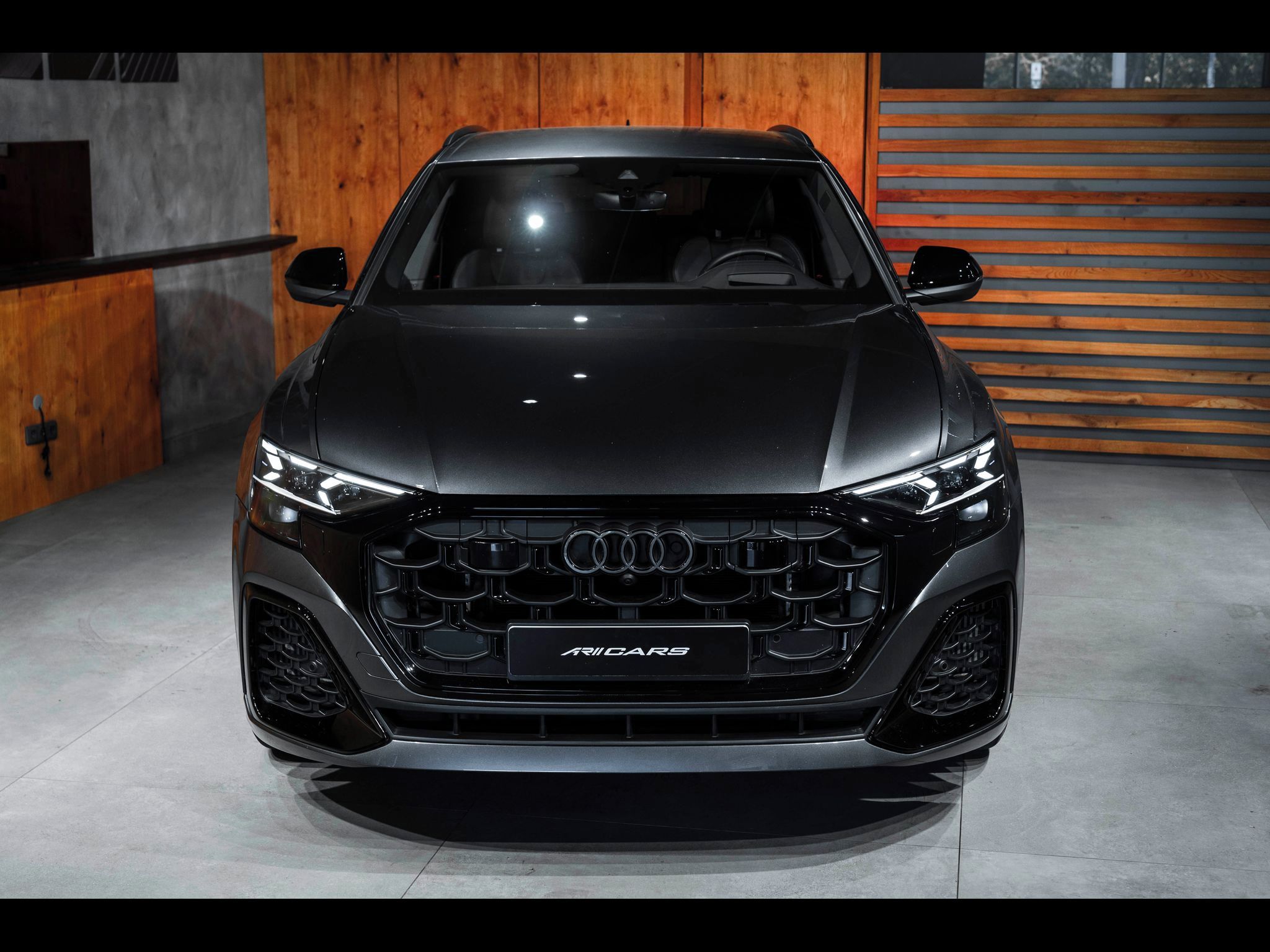 Audi SQ8 - fotka 2