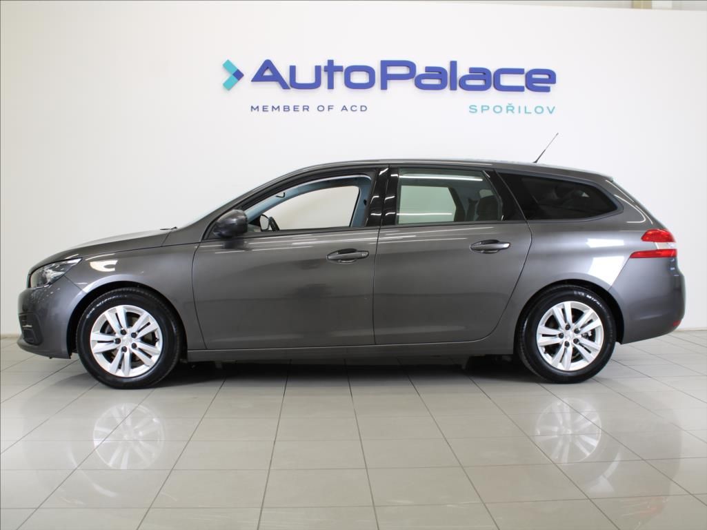 Peugeot 308, 1,2 PT 81kW 1.maj.ČR 59tkm! - fotka 5