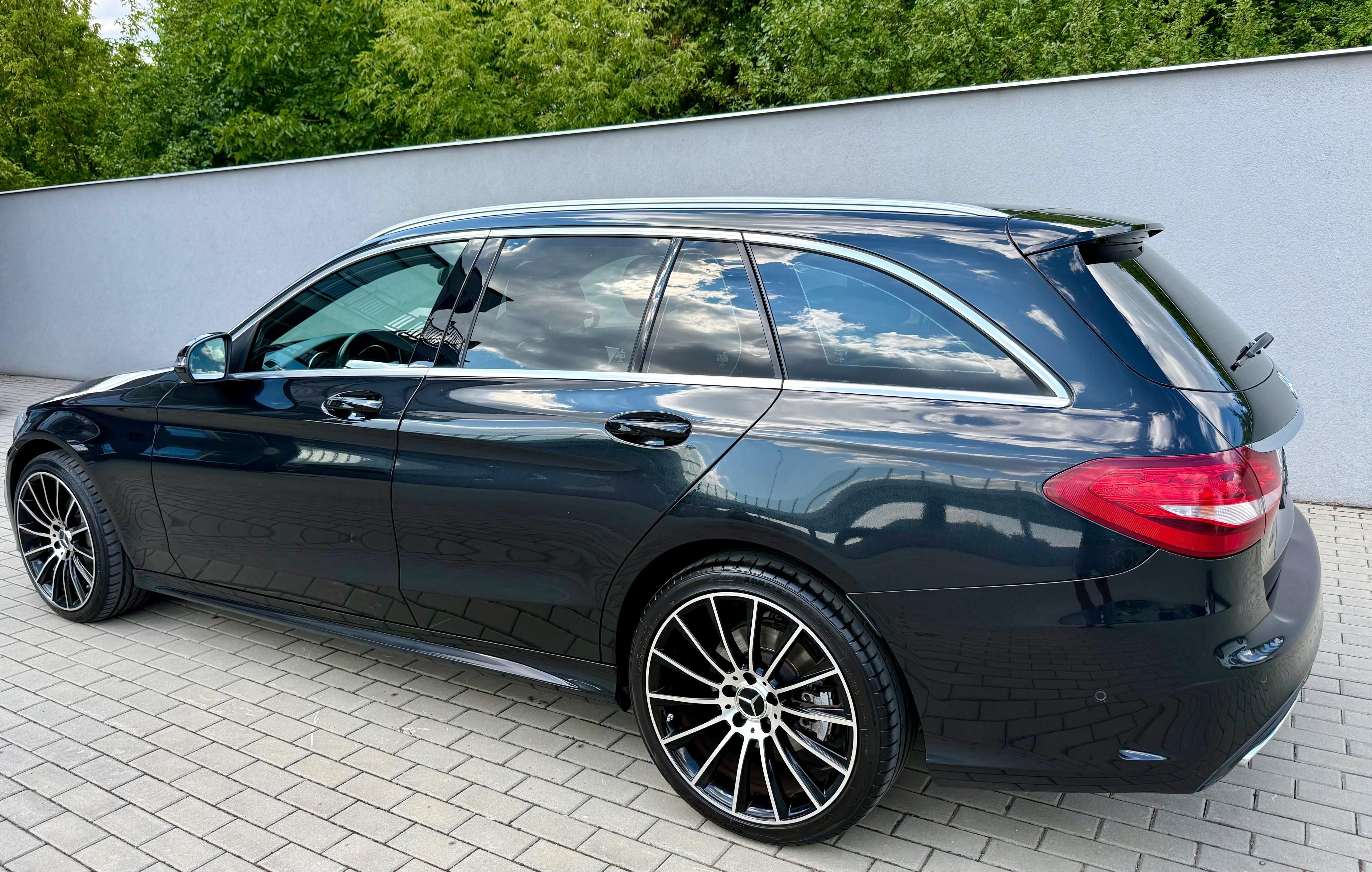 Mercedes-Benz Třídy C, Mercedes-Benz C - fotka 5
