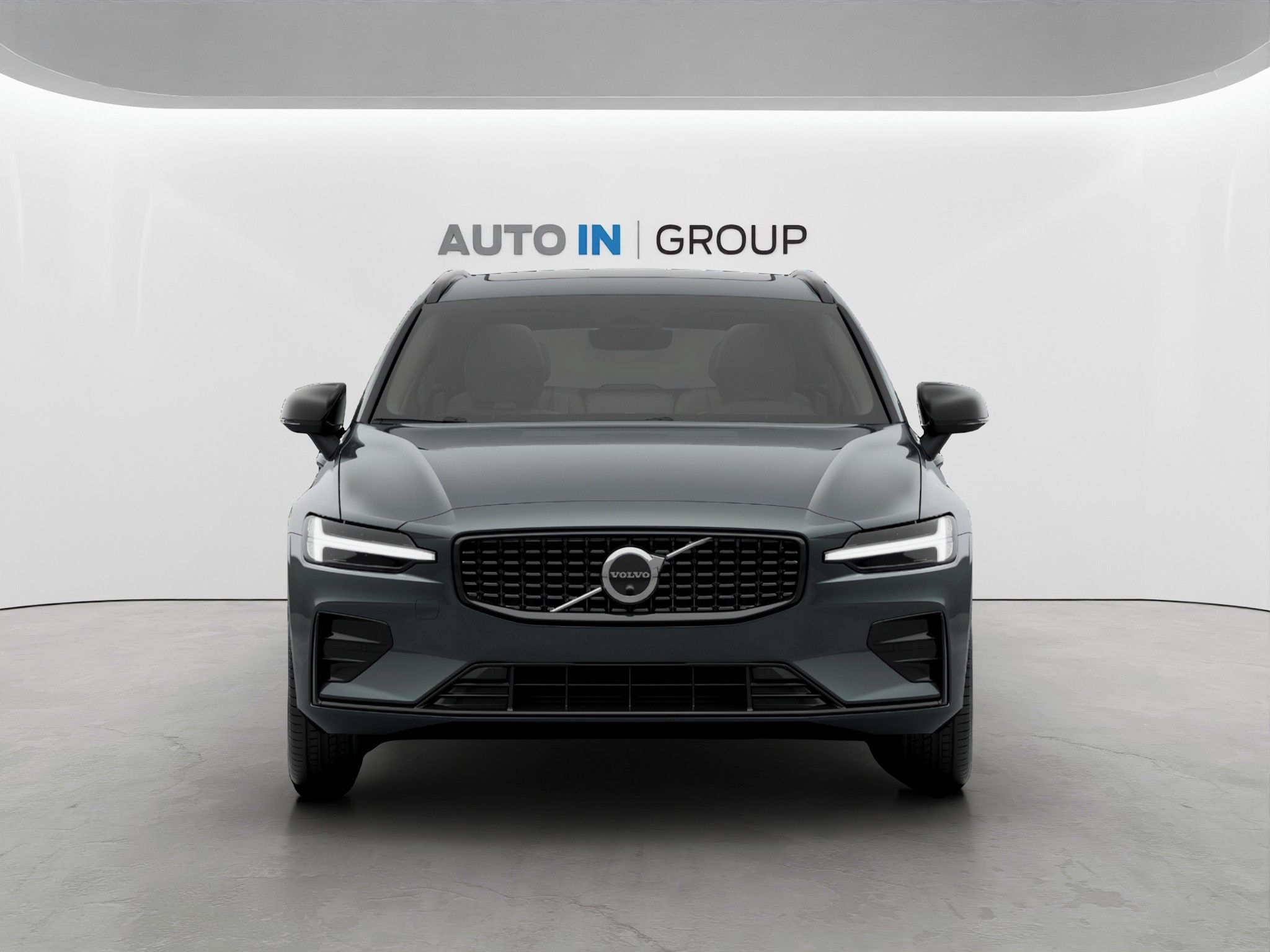 Volvo V60, B&W,Pano,HeadUP,360°kam,Nappa - fotka 2