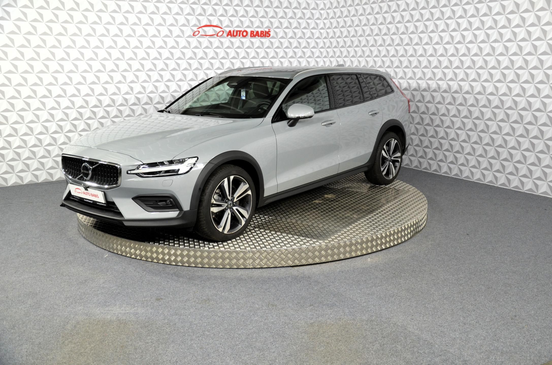 Volvo V60, CC B5 Ultimate AWD AT