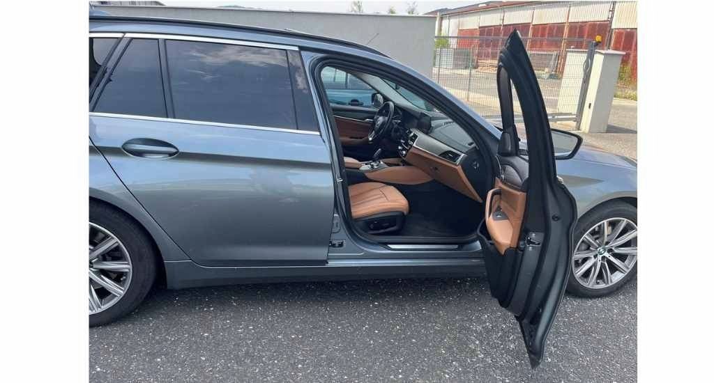 BMW Řada 5, 530D Xdrive, servis, garáž - fotka 4