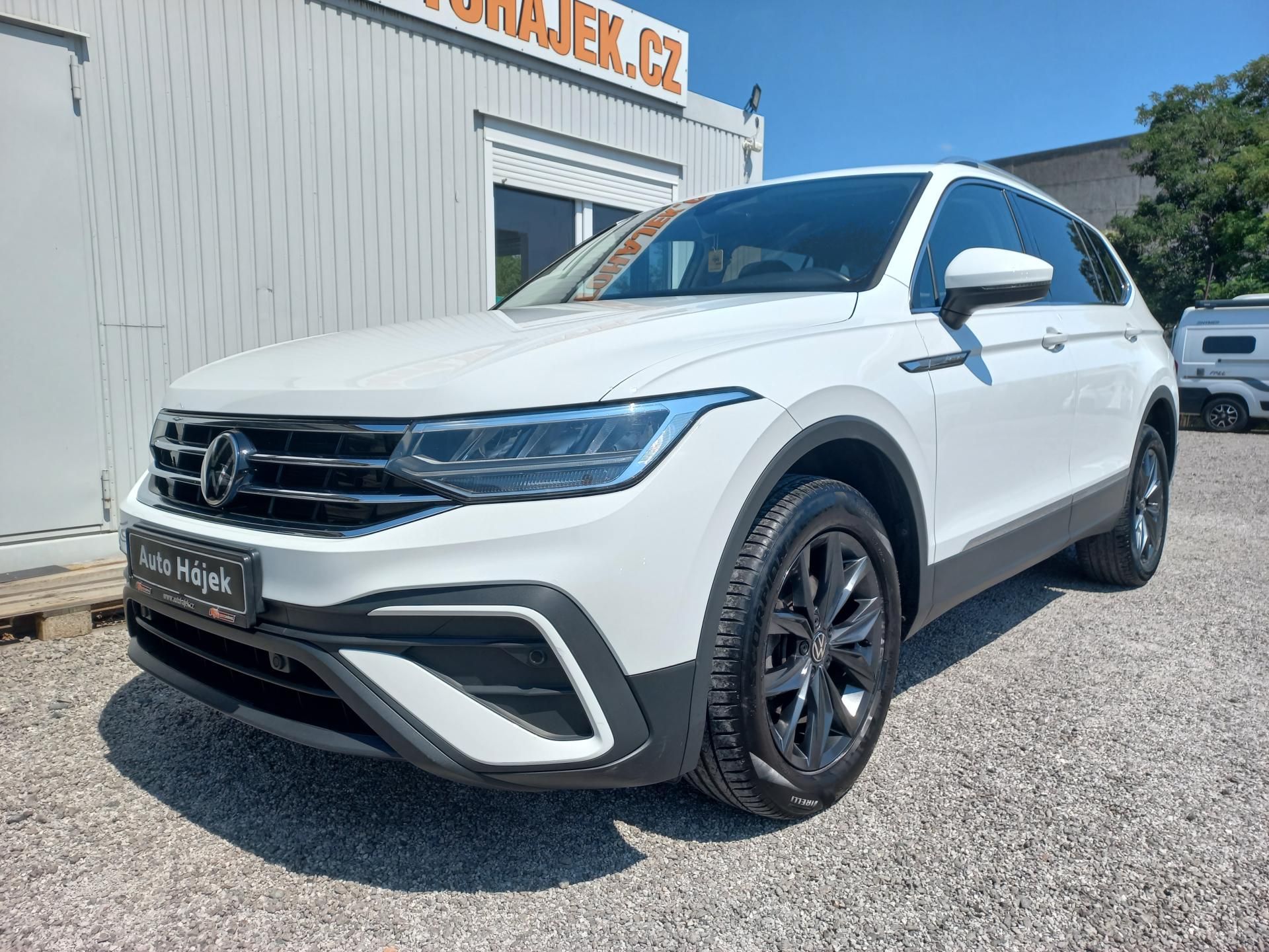 Volkswagen Tiguan Allspace, 2.0TDi 110kW 4x4 DSG ČR DPH - fotka 4