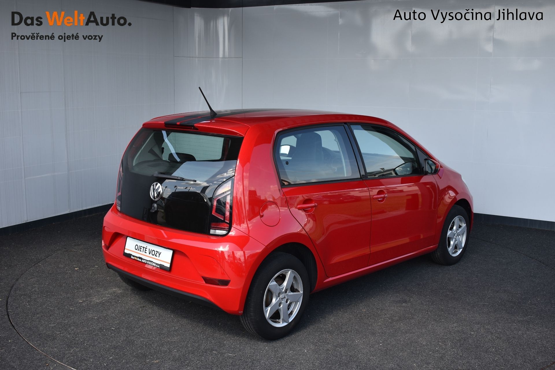 Volkswagen Up!, 1.0MPI 44kW Klima, - fotka 2