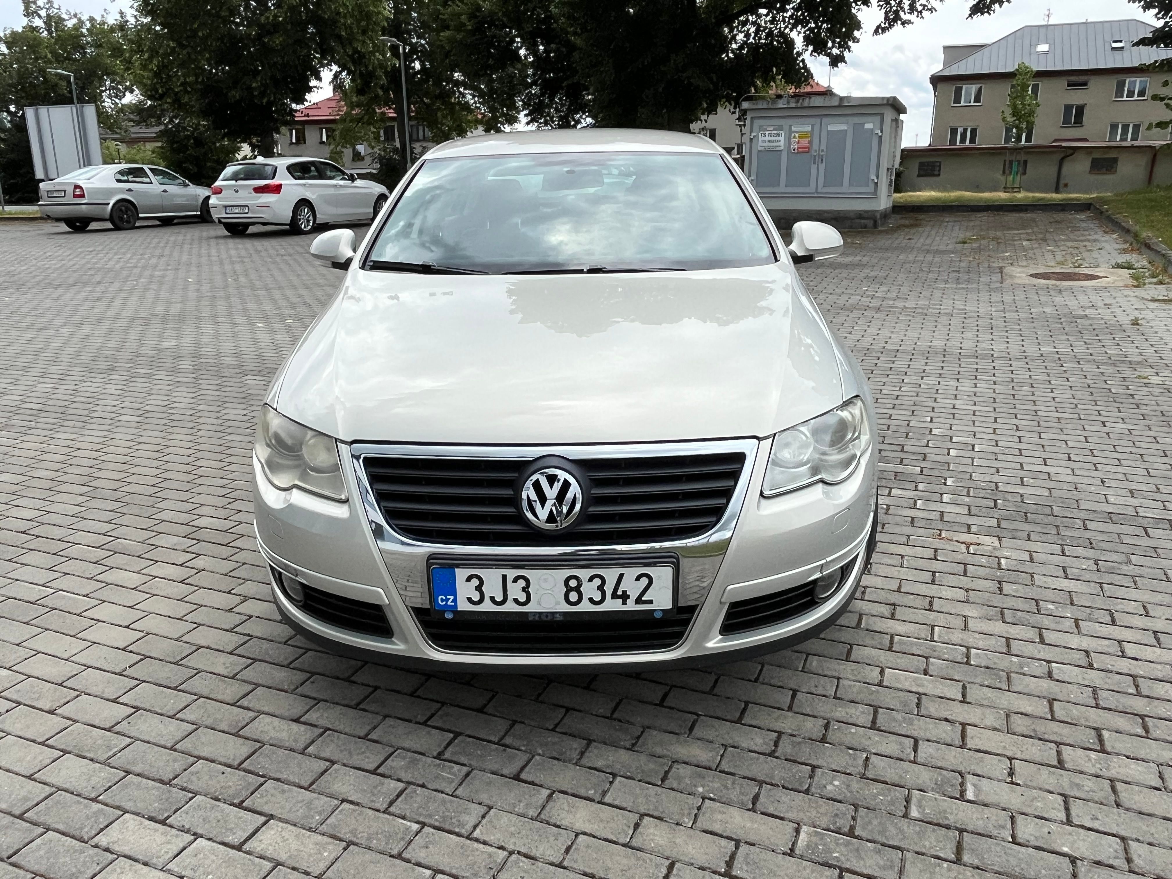 Volkswagen Passat, 1.8 TSI, STK do 22.7.2027 - fotka 2
