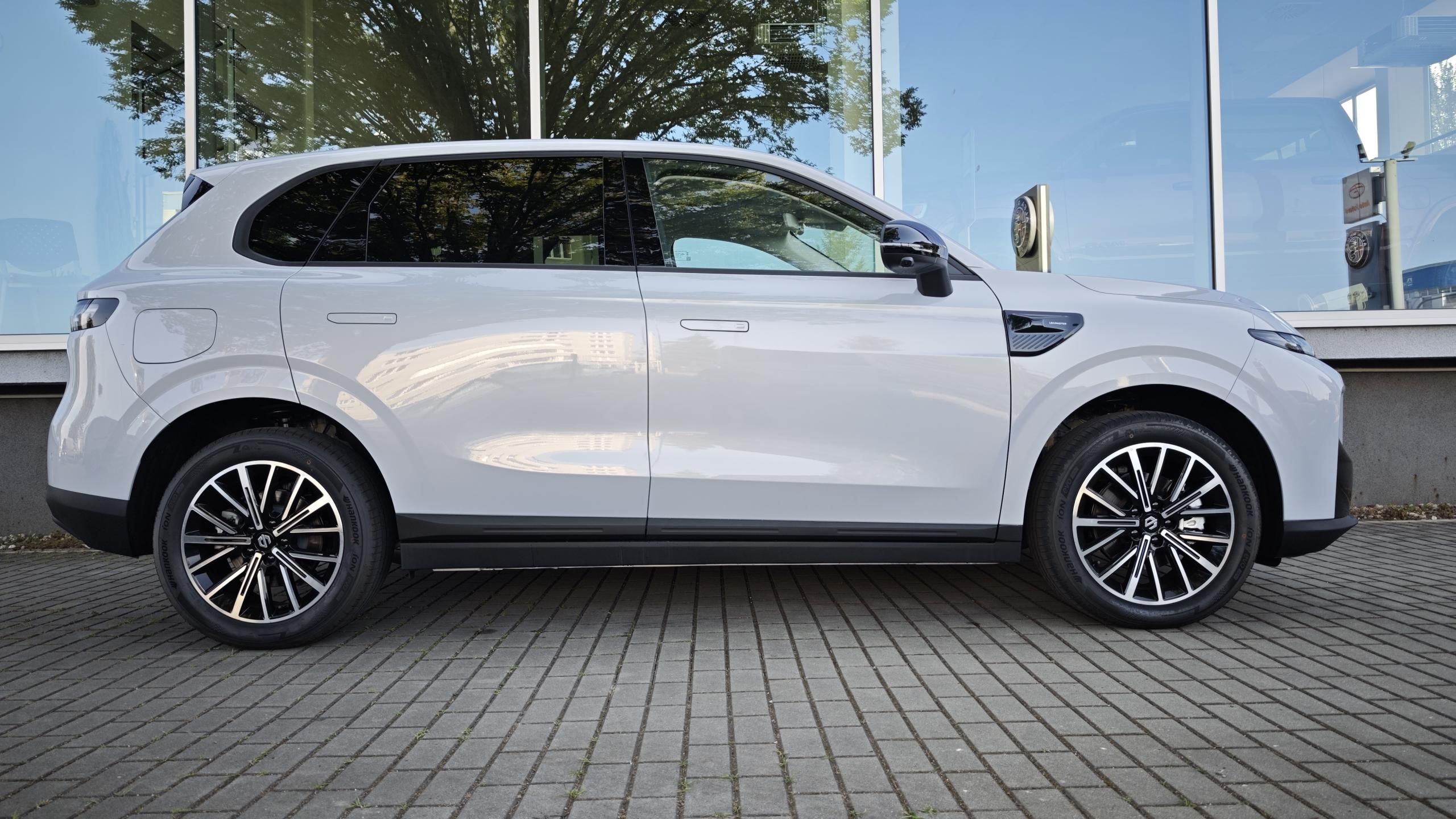 Leapmotor B10, Design 1,5 EV hybrid - fotka 5