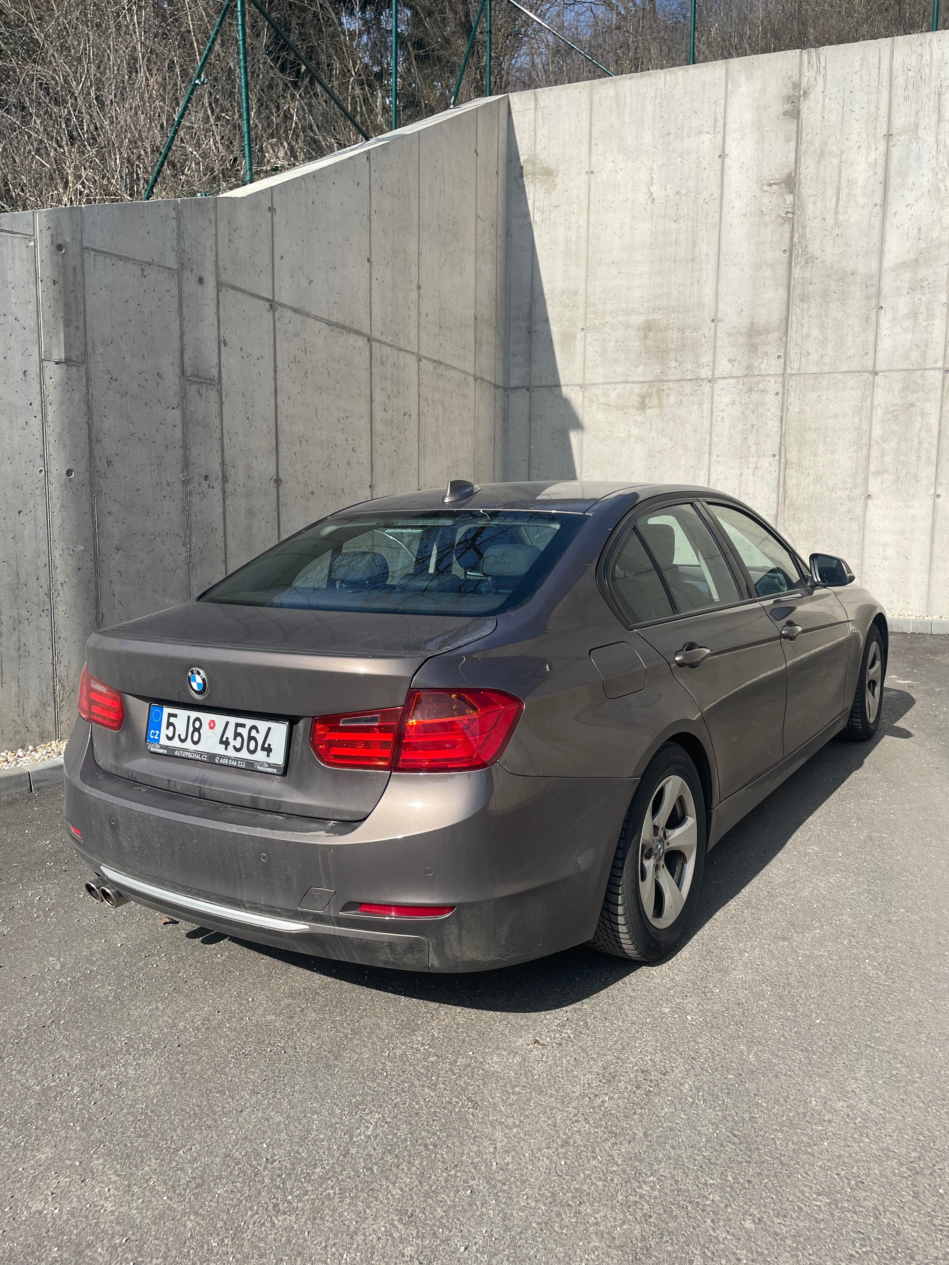 BMW Řada 3, 320d, Odpočet DPH - fotka 3