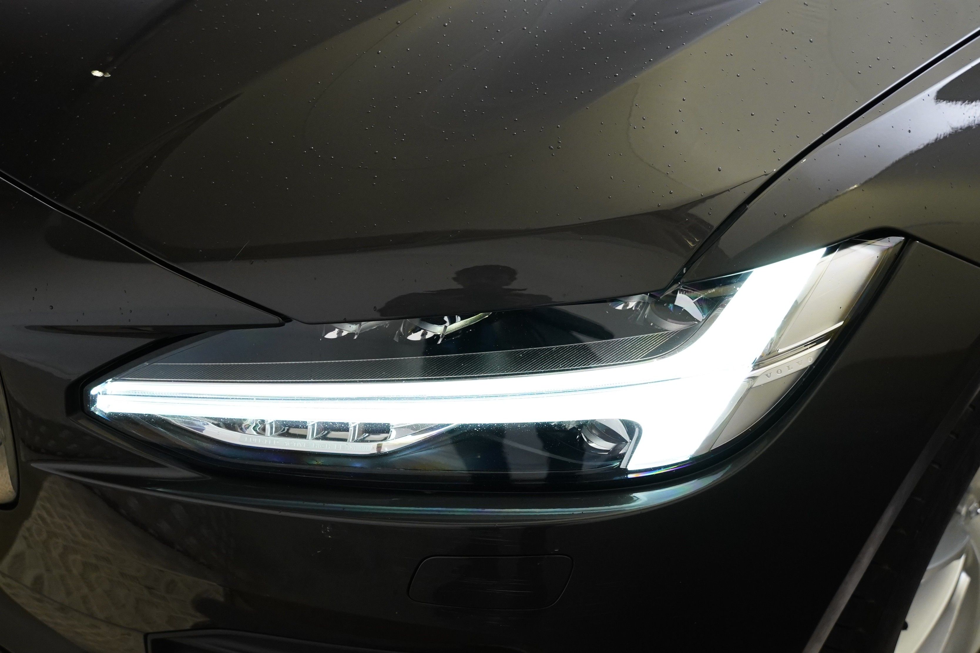 Volvo V90, 2.0 D 145 kW Momentum