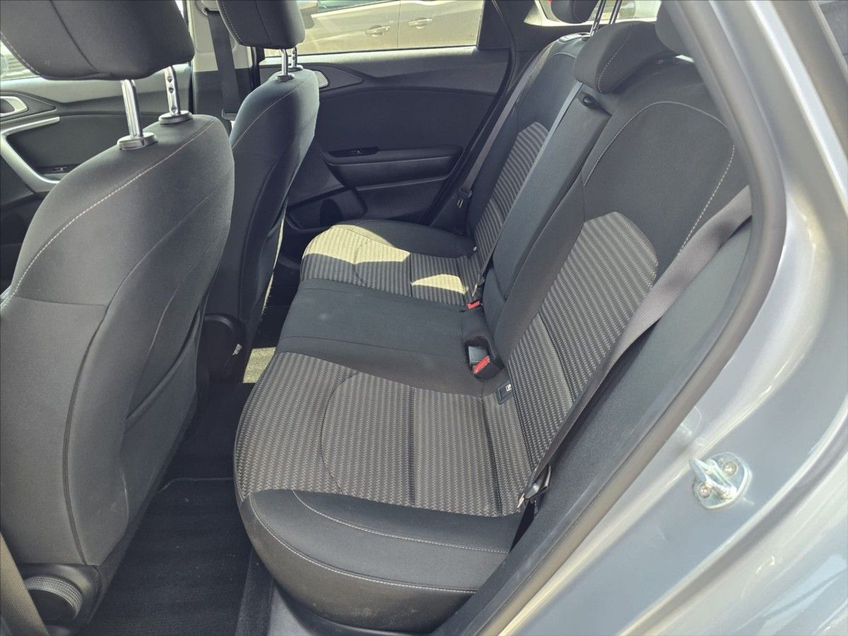 Kia Cee´d, 1,5 T-GDi 118KW TOP - fotka 6