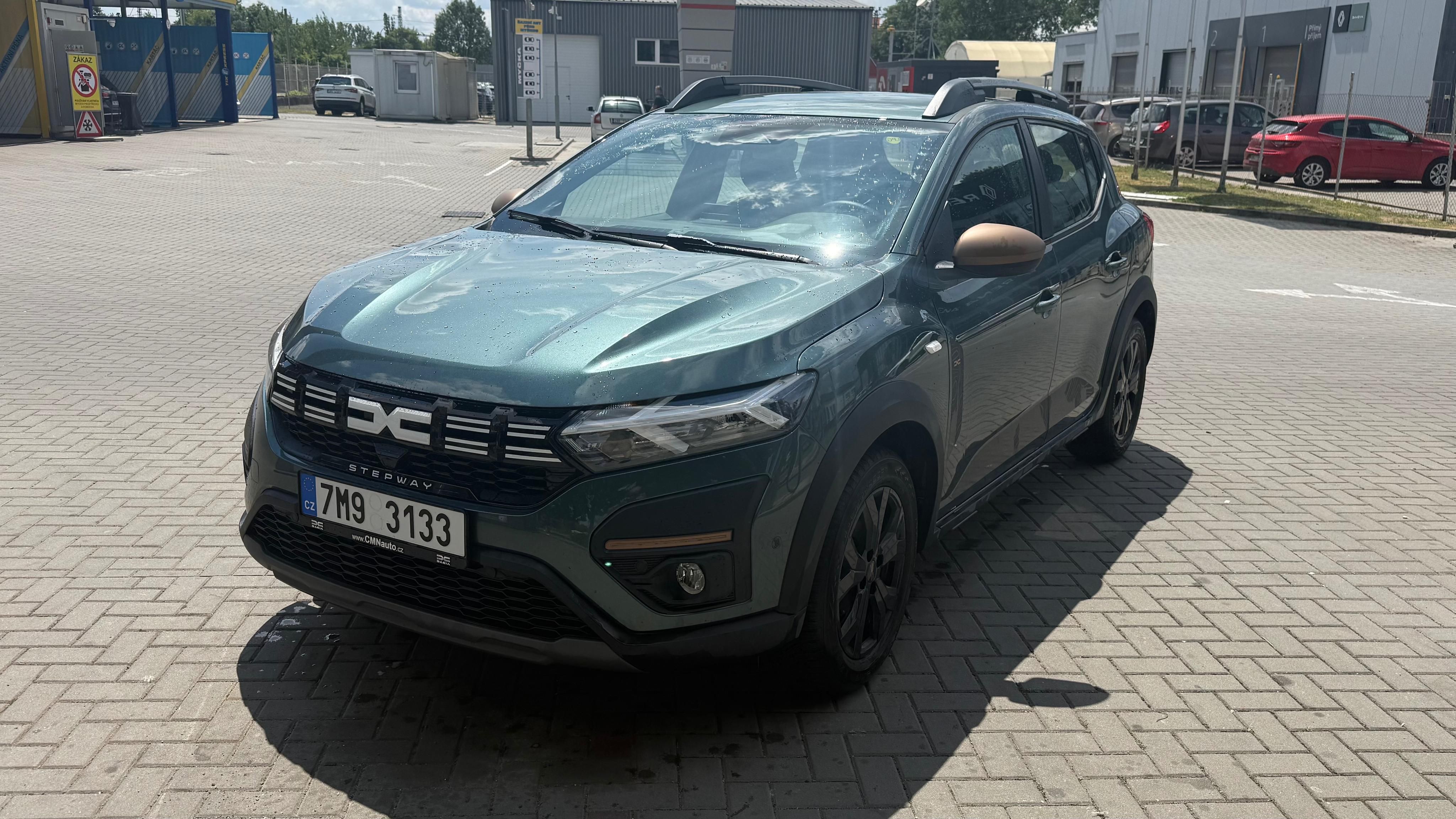 Dacia Sandero, LPG-Stepway Extreme/ zár. 1/30 - fotka 2