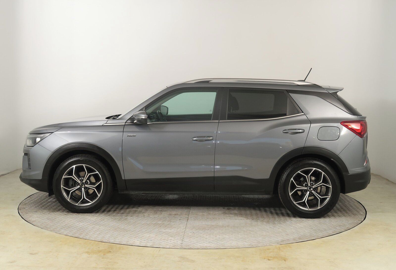 SsangYong Korando, 1.5 T-GDI, 4X4, Automat - fotka 3