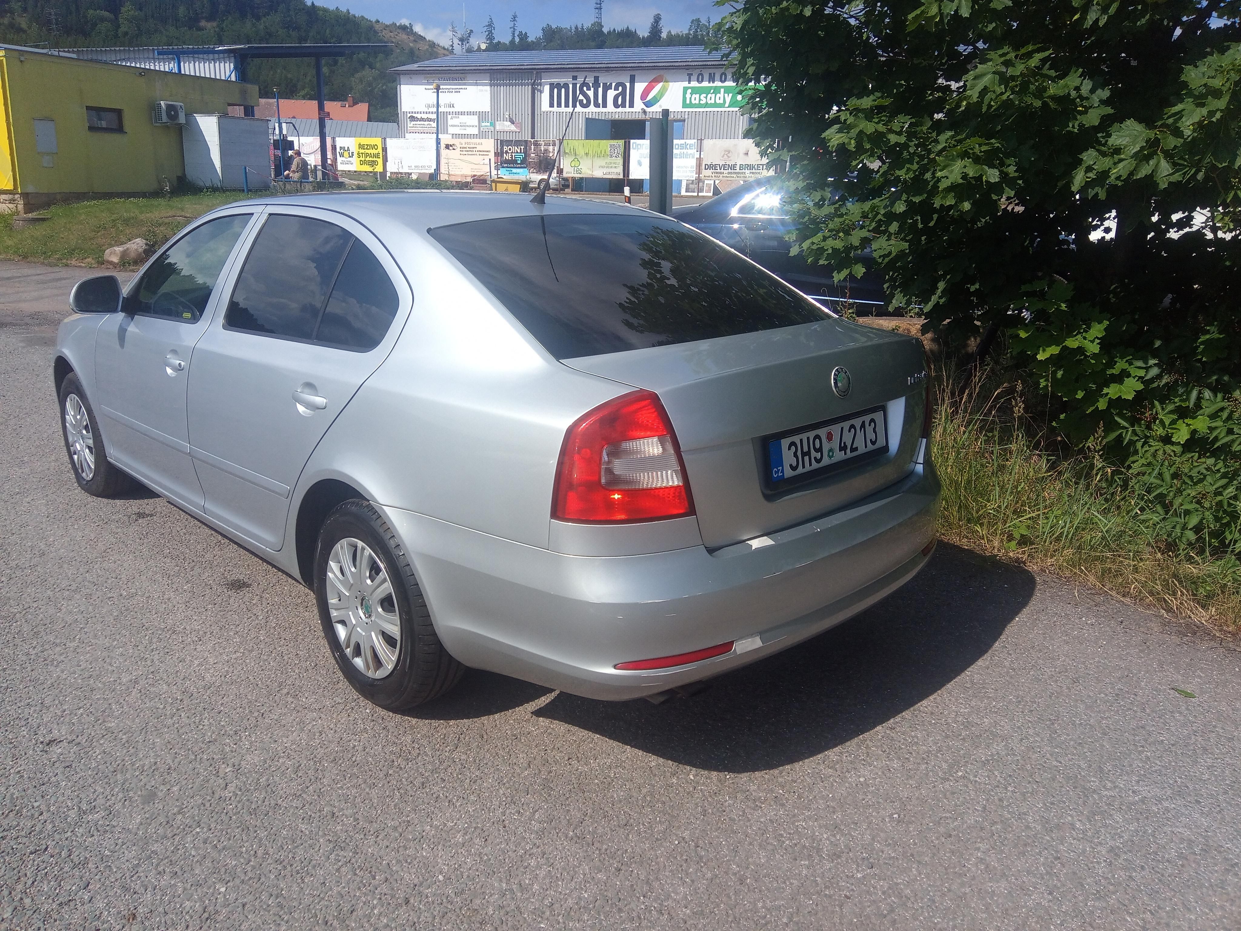 Škoda Octavia, 1,8 TSi po prvním majiteli - fotka 4