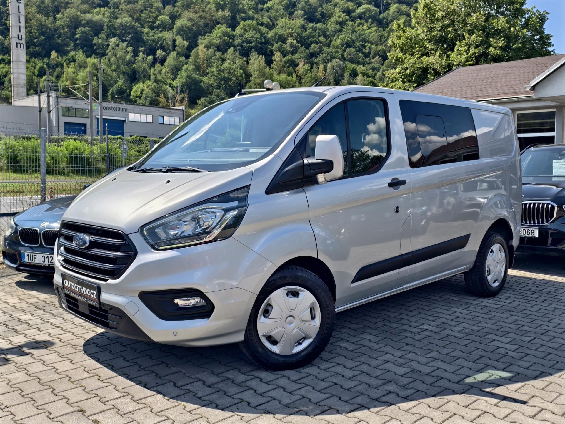 Ford Transit Custom, 2.0EcoBlue 96kW A/T ACC ČR DPH - fotka 3