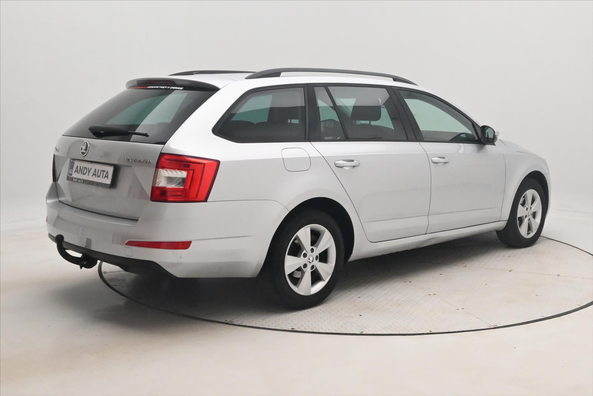 Škoda Octavia, 1,6 TDI 81kW tažné nová STK - fotka 5