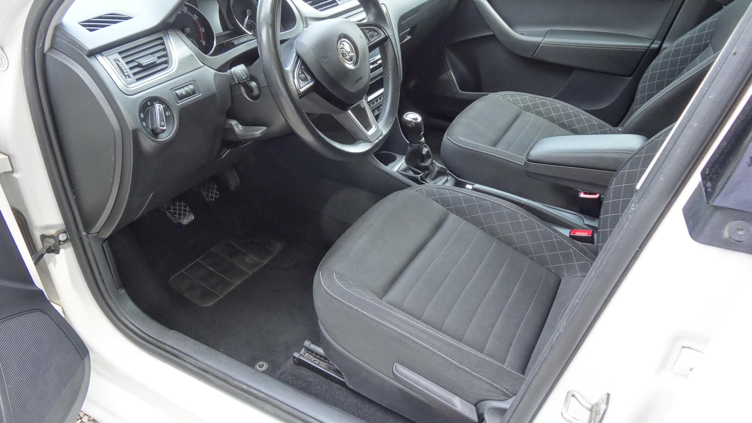 Škoda Rapid, 1.0TSi 81kW Style - fotka 4