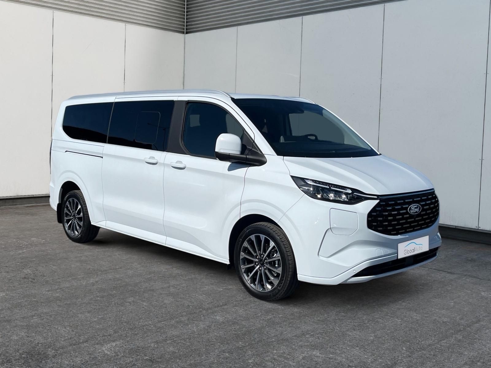 Ford Tourneo Custom, L2 TITANIUM 2.5PHEV 171kW eCVT - fotka 3