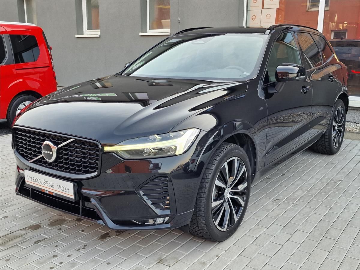 Volvo XC60, B5 184kW Plus Dark Auto,1.Maj - fotka 5